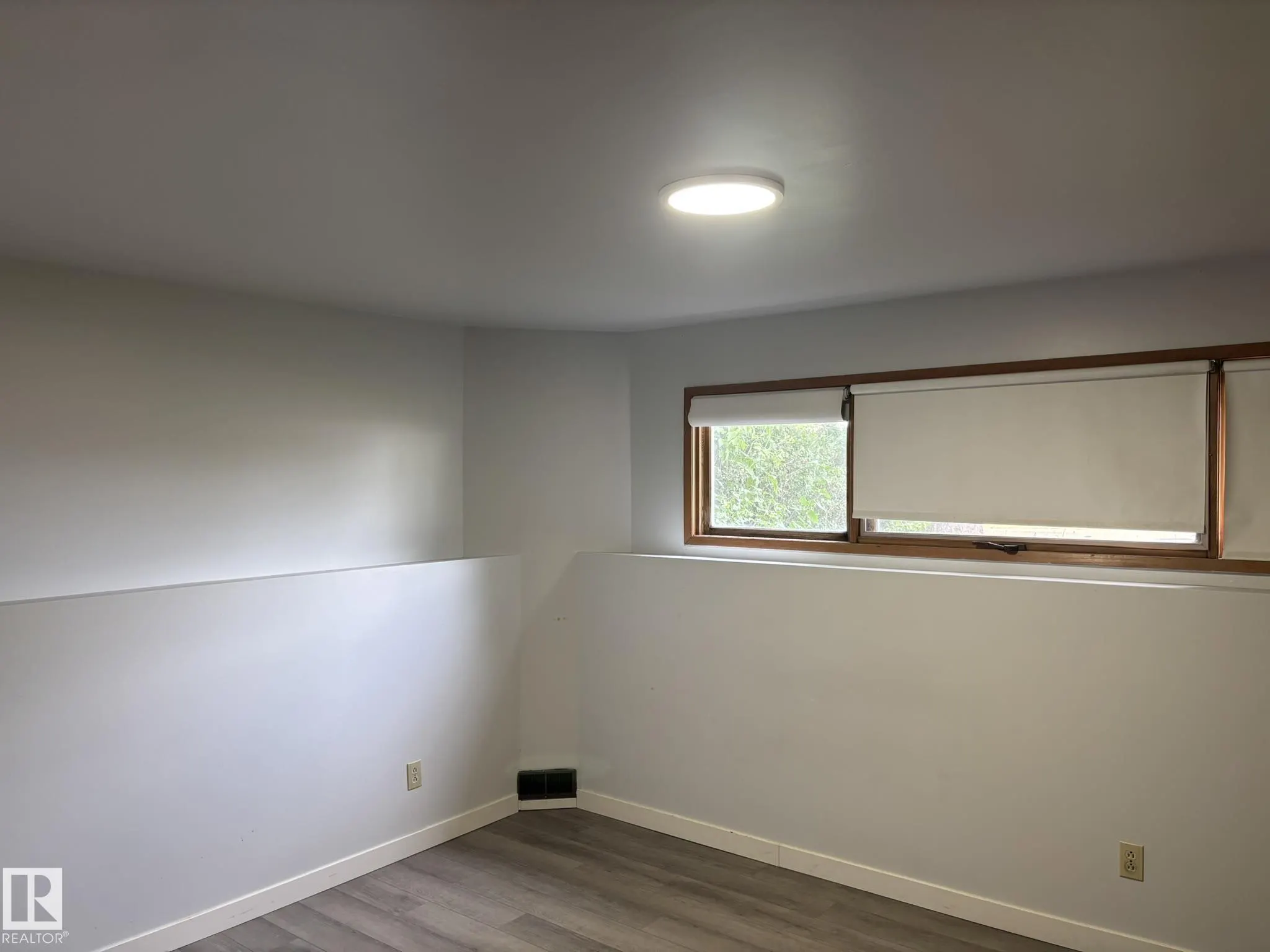 16603 95 Avenue