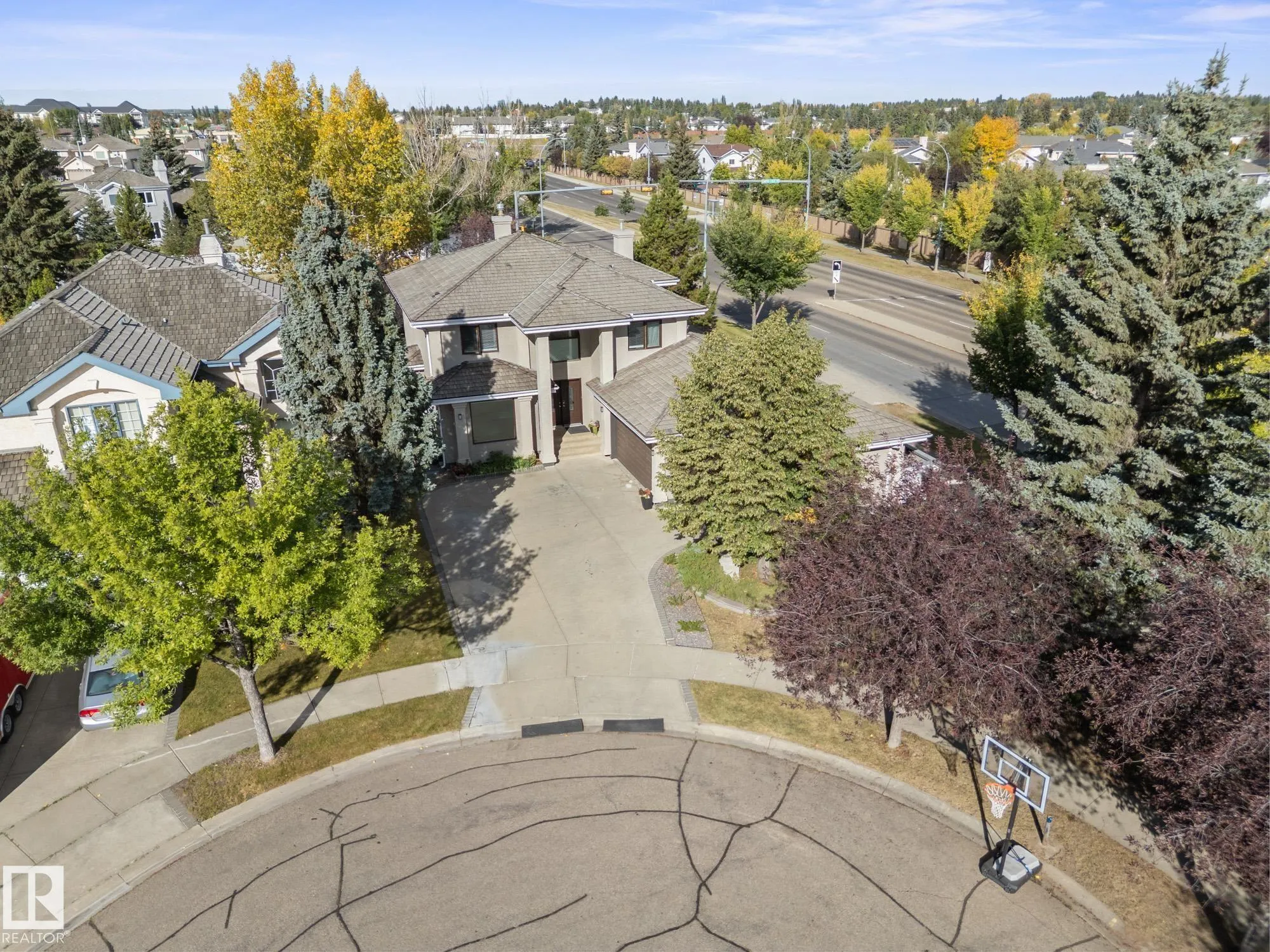 324 CARMICHAEL Wynd
