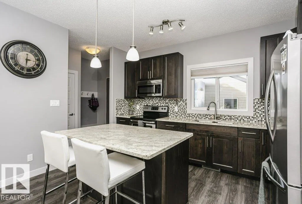 7236 ARMOUR Crescent