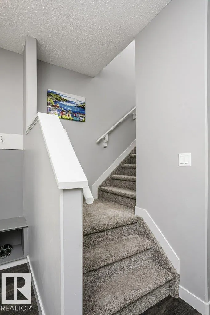 7236 ARMOUR Crescent