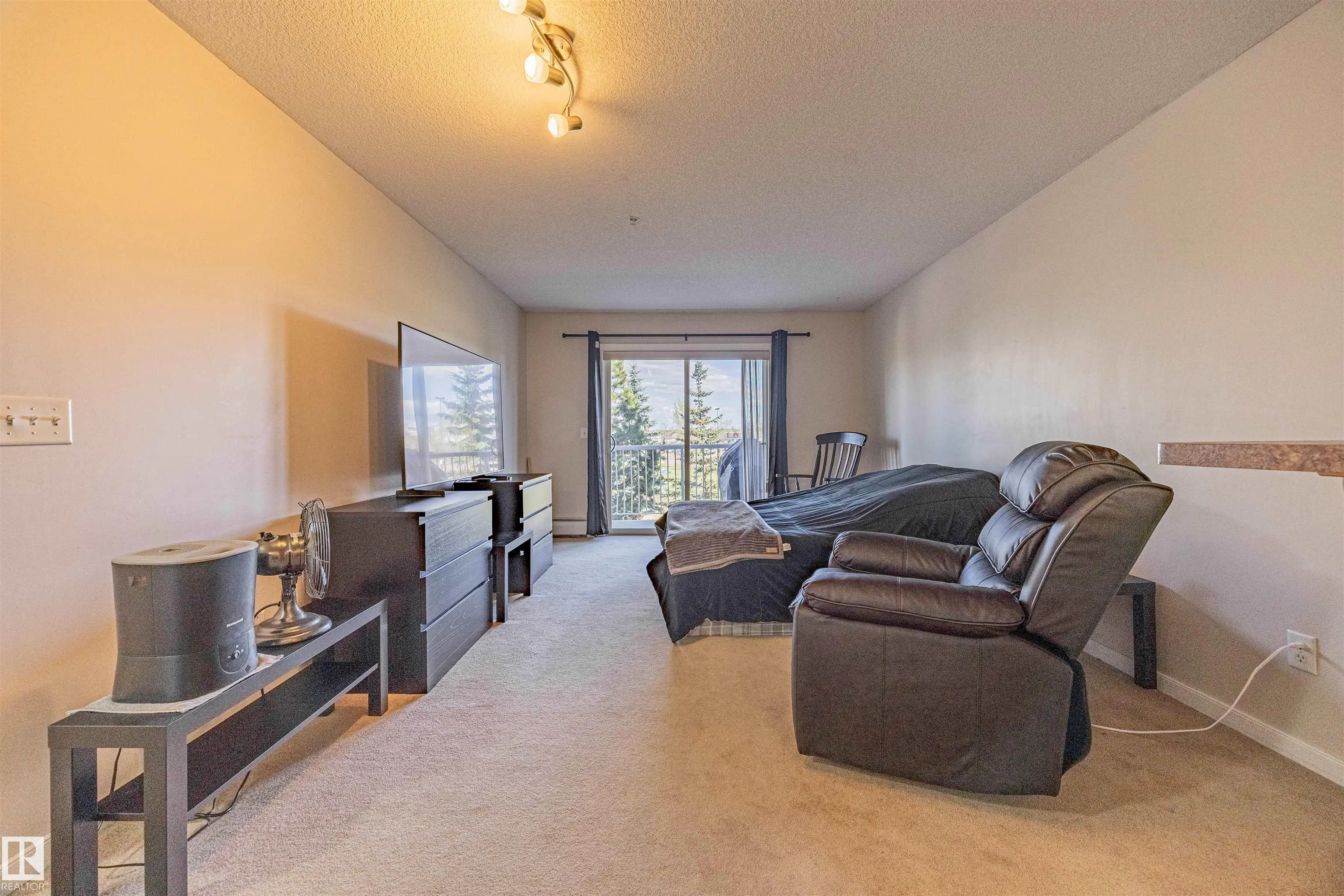 240 SPRUCE RIDGE Road