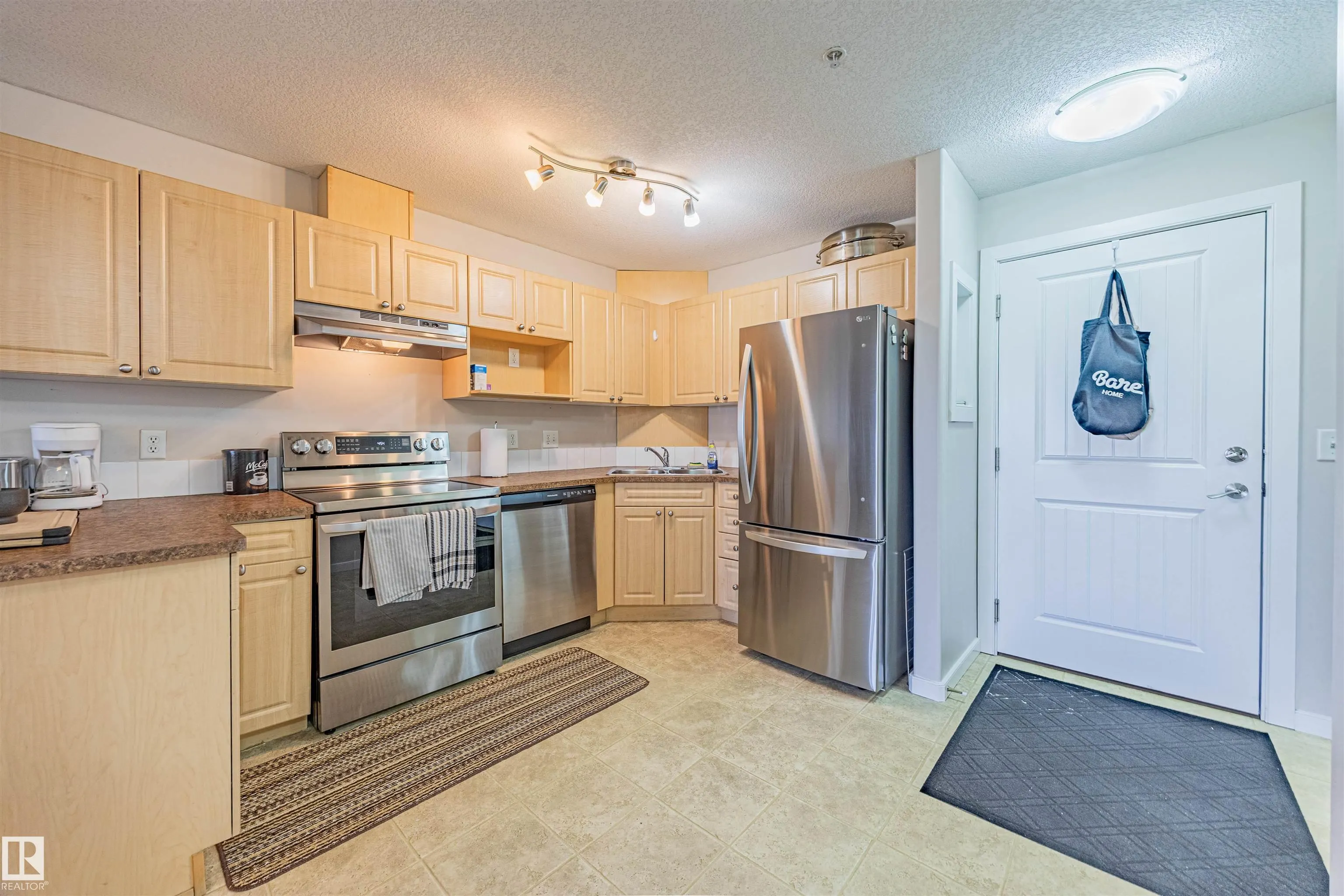 240 SPRUCE RIDGE Road
