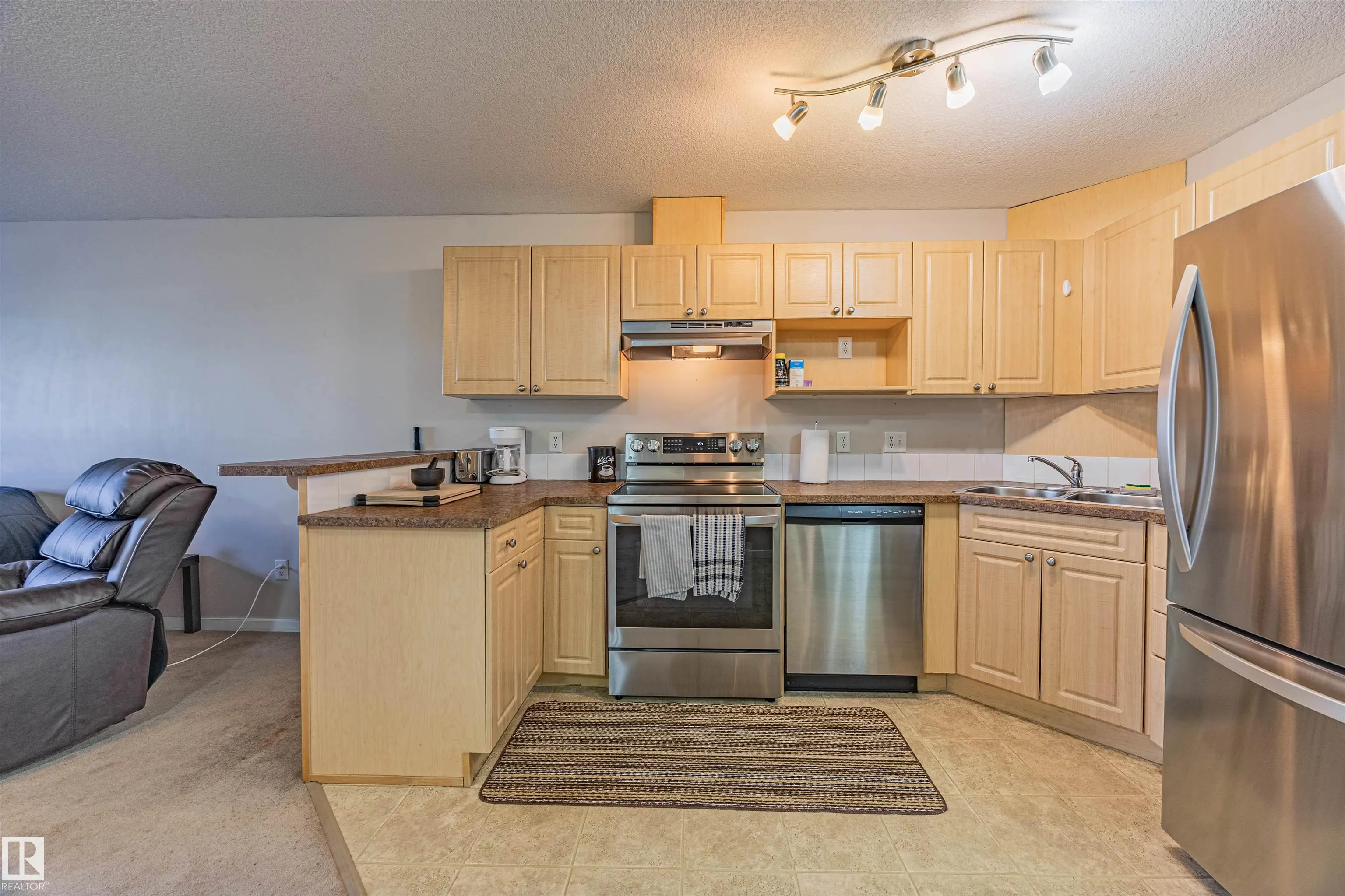 240 SPRUCE RIDGE Road