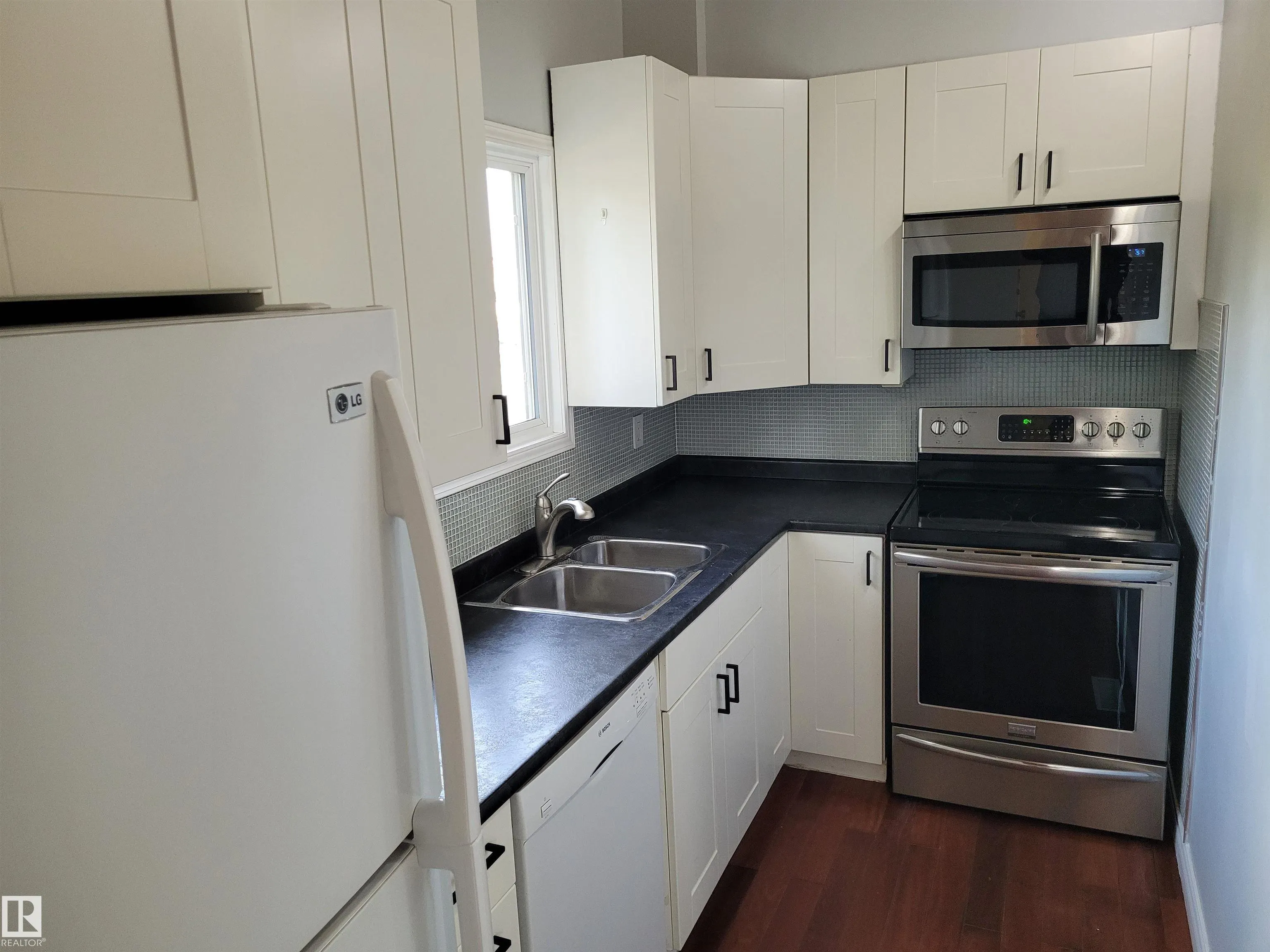 69 NORTHWOODS Village