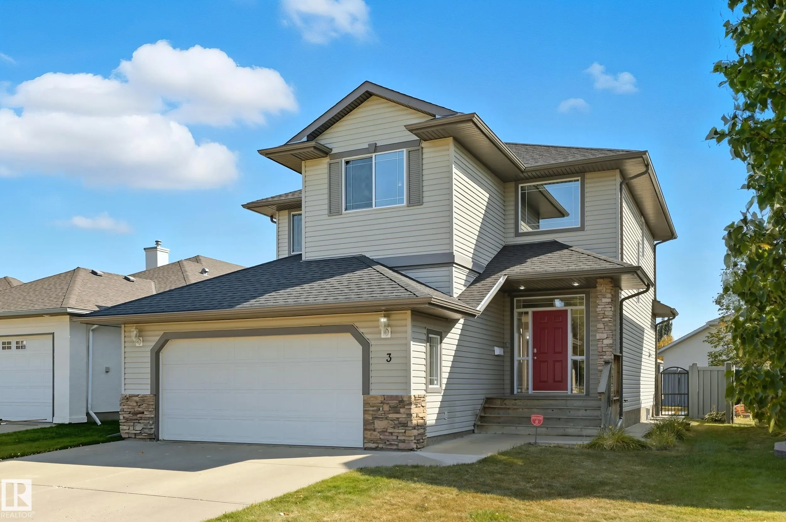 3 ORLEANS Court