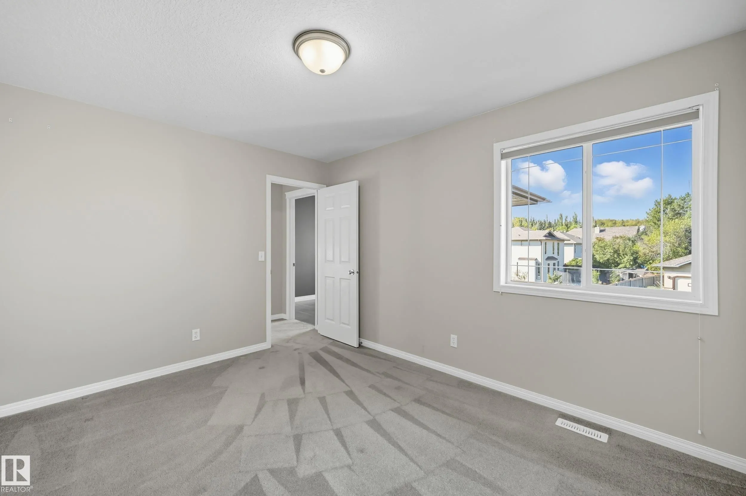 3 ORLEANS Court