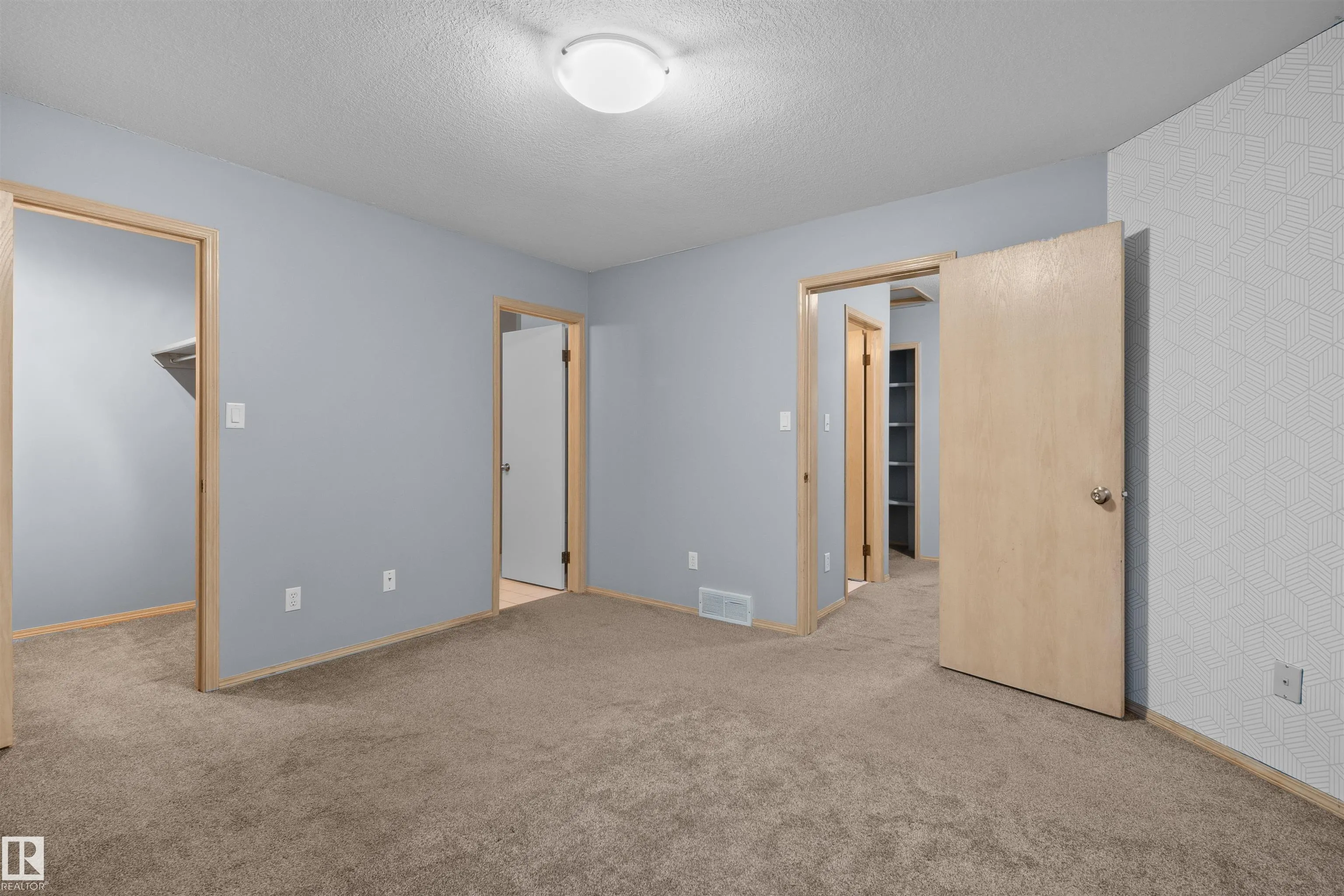14803 34 St