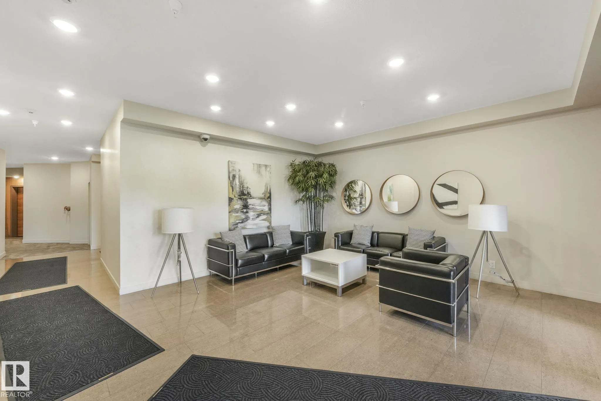 625 LEGER Way