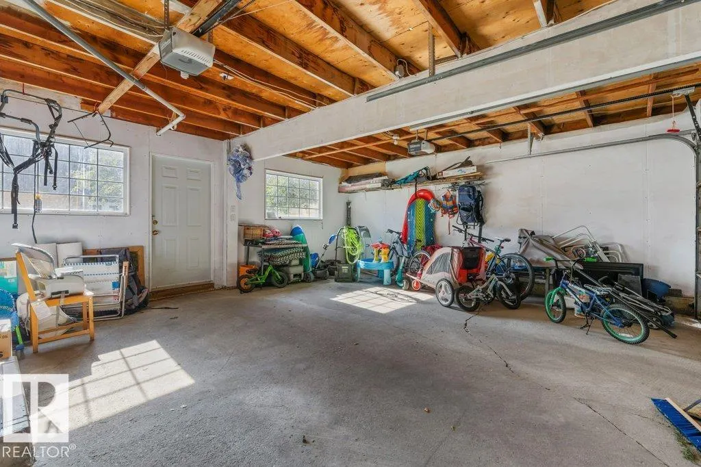 100 GREENFIELD Estates