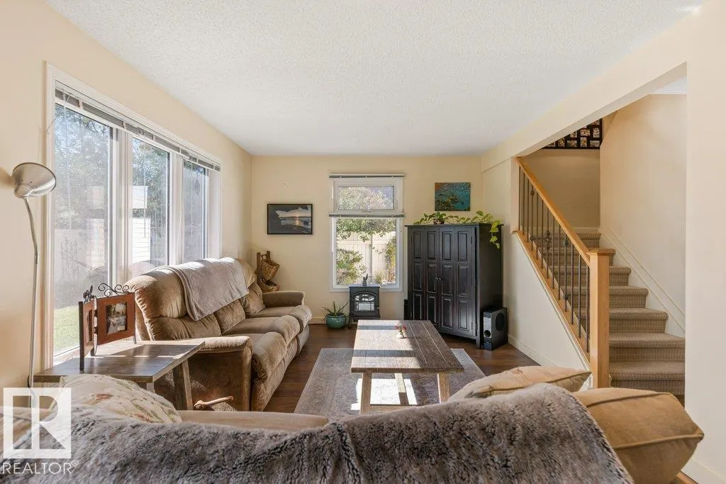 100 GREENFIELD Estates