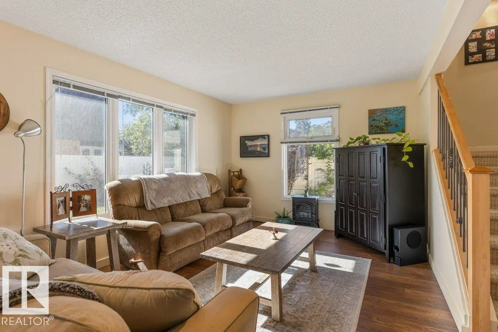 100 GREENFIELD Estates