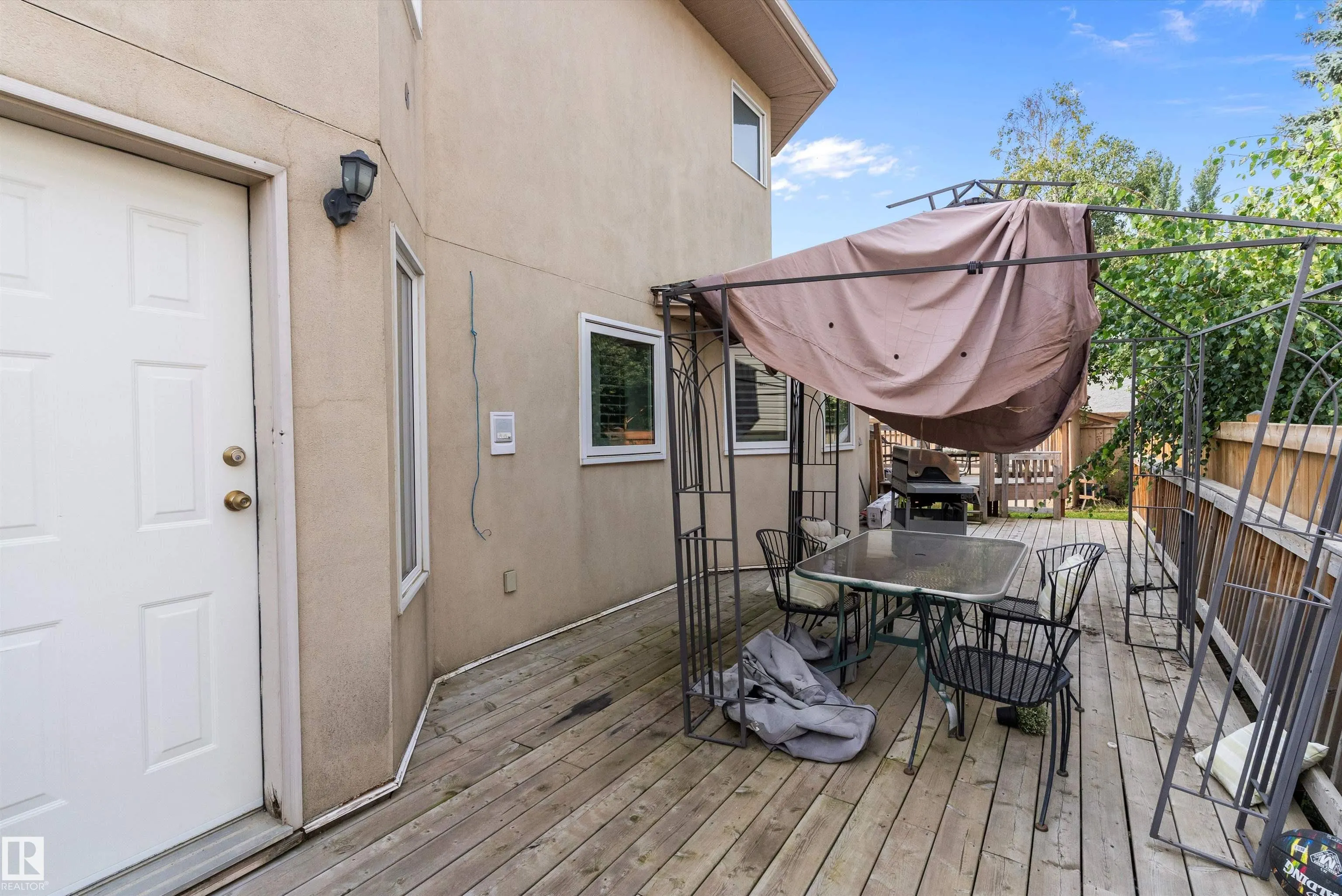 10 ELDORADO Drive