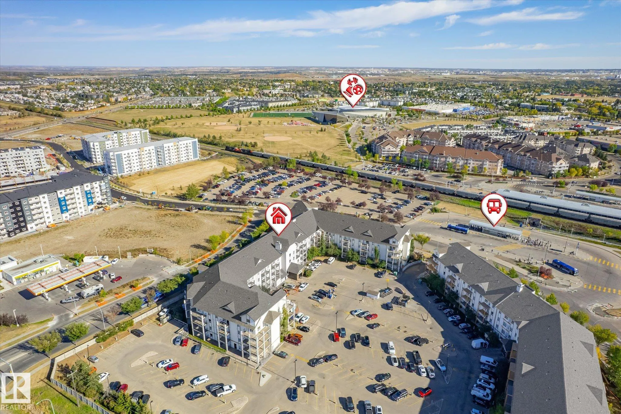 330 CLAREVIEW STATION Drive