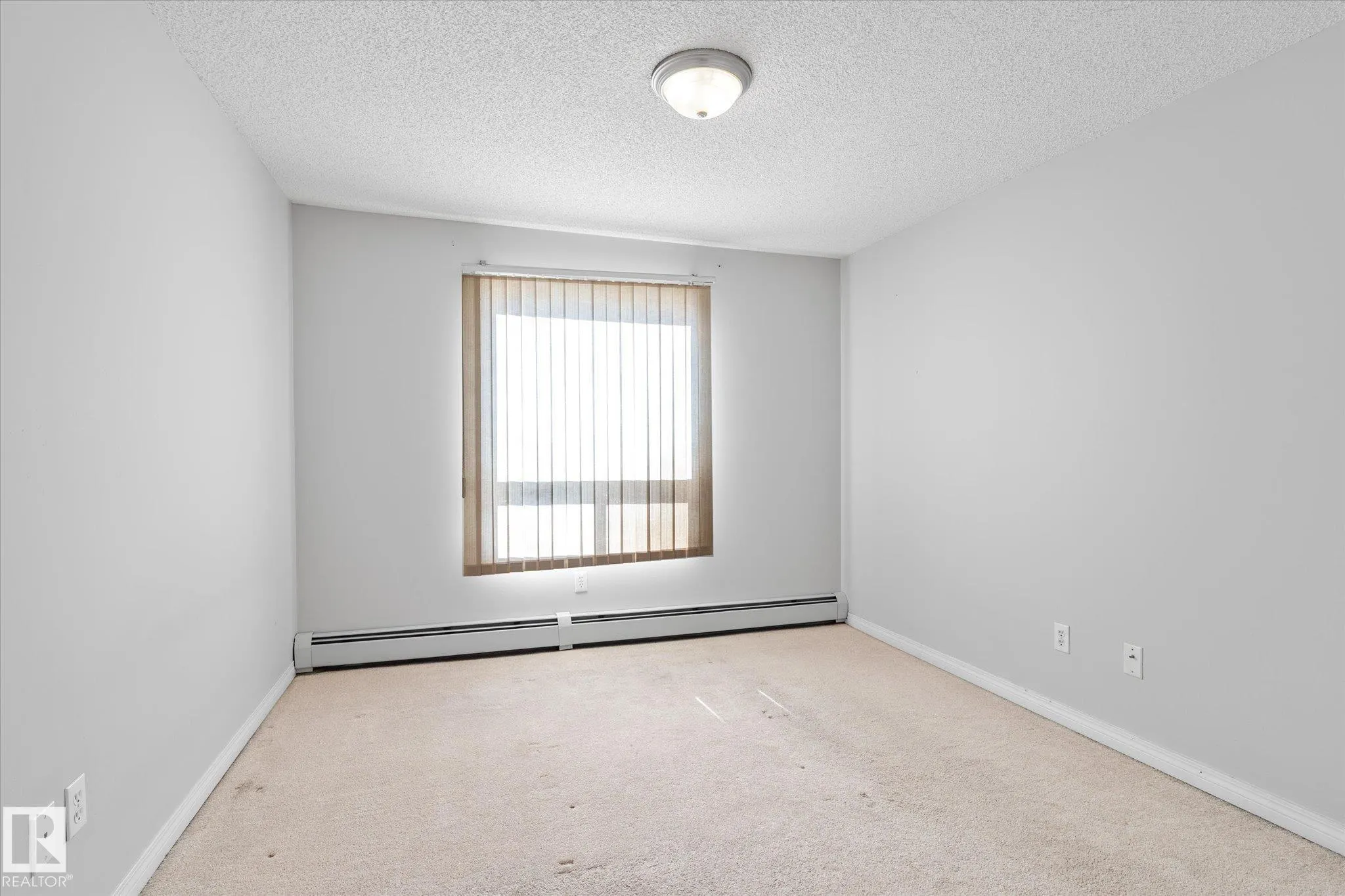 330 CLAREVIEW STATION Drive