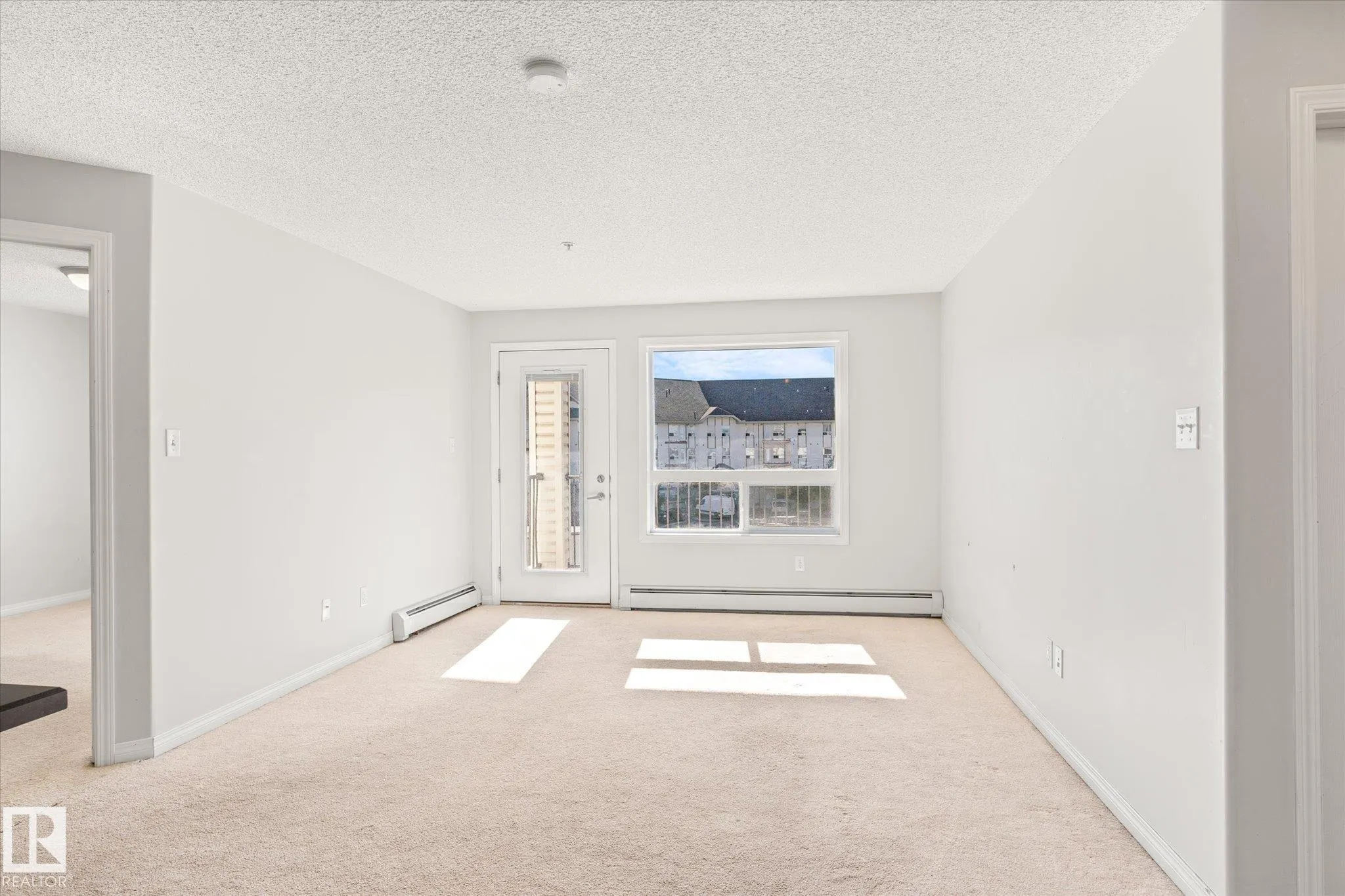 330 CLAREVIEW STATION Drive
