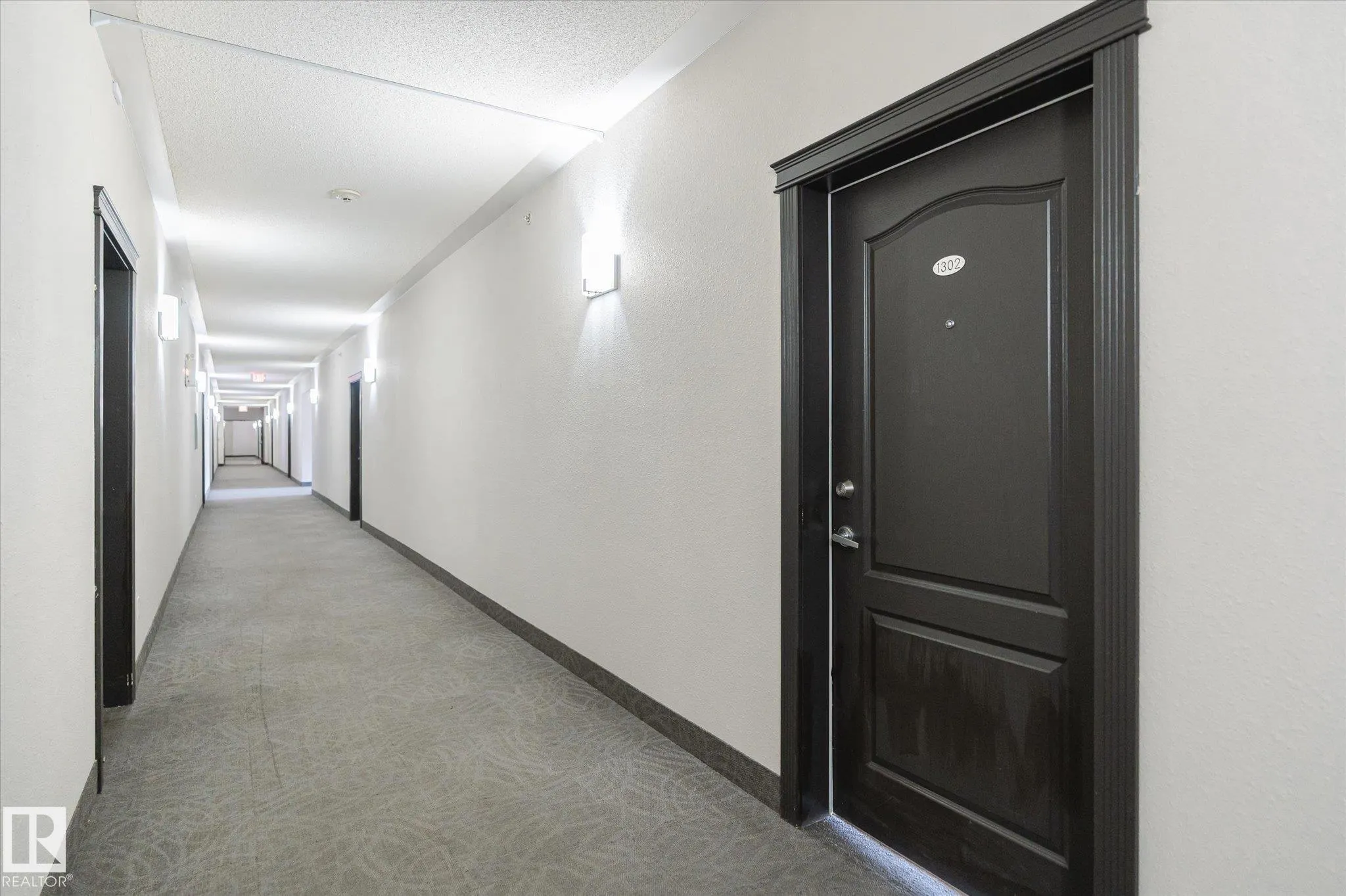 330 CLAREVIEW STATION Drive