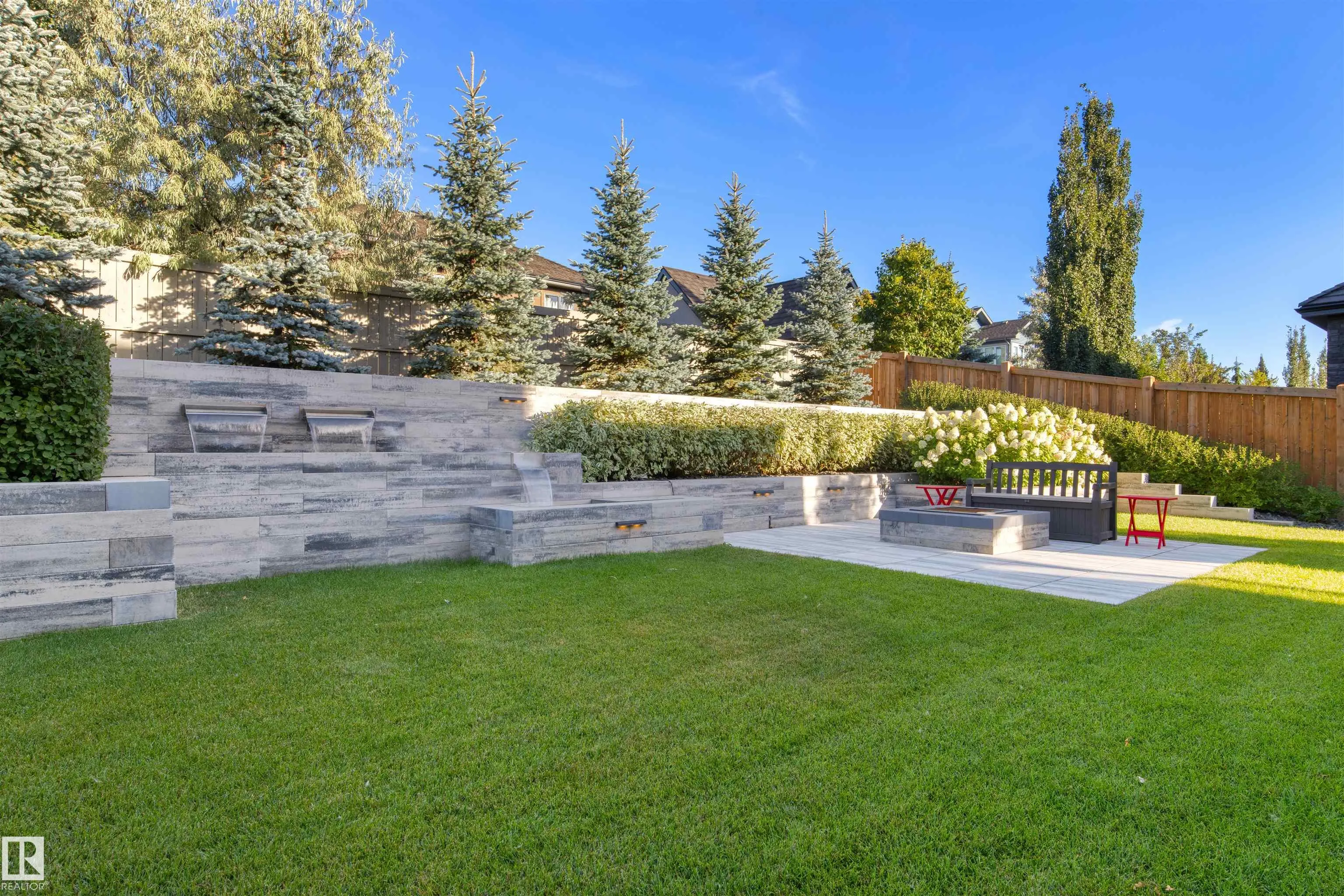 17 WINDERMERE Drive