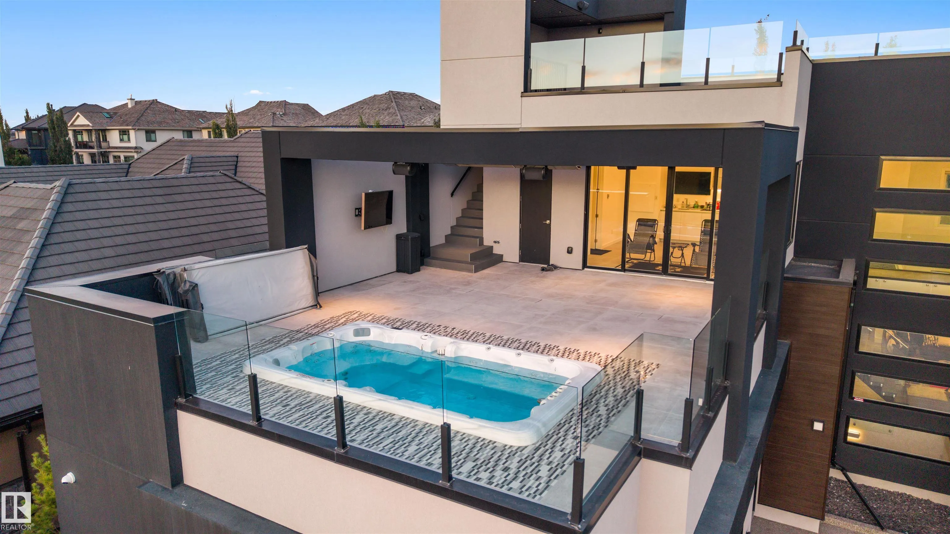 17 WINDERMERE Drive
