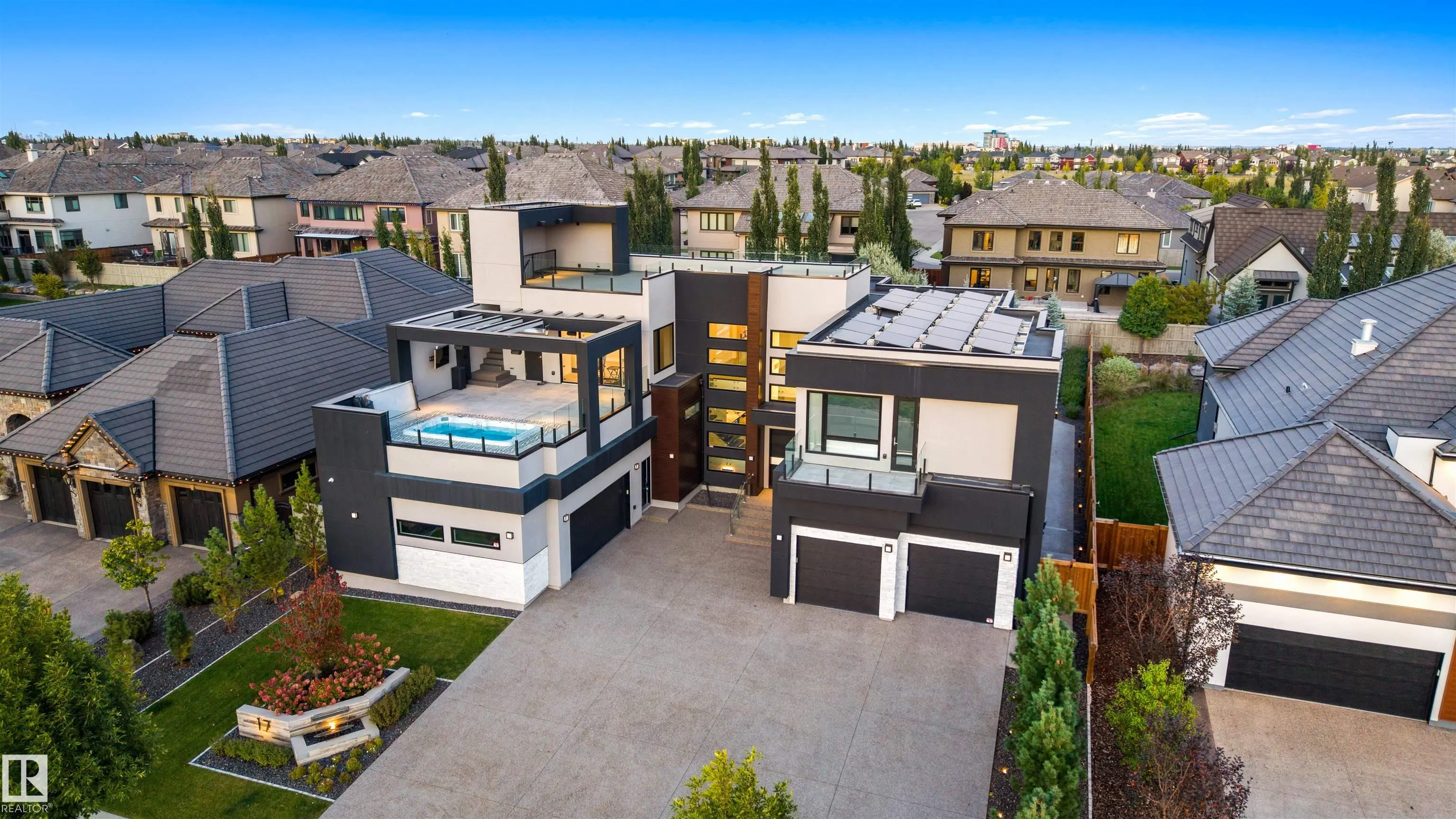 17 WINDERMERE Drive