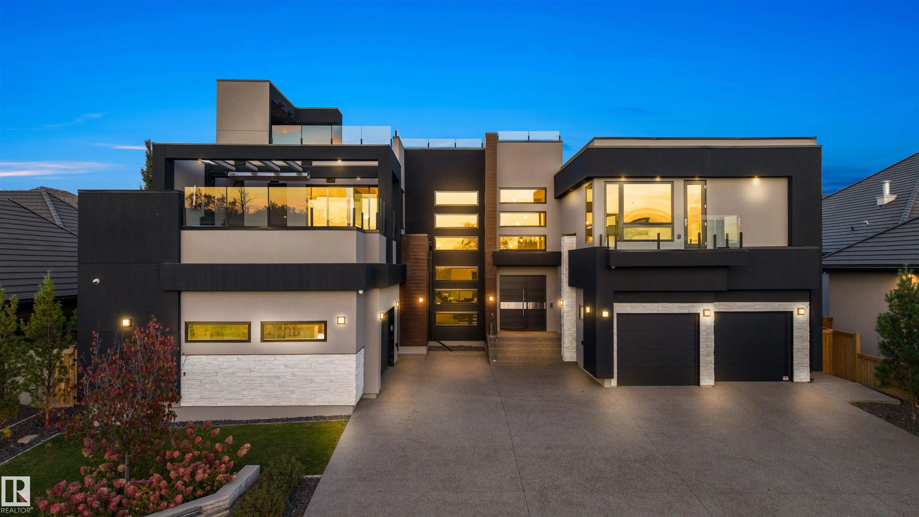 17 WINDERMERE Drive