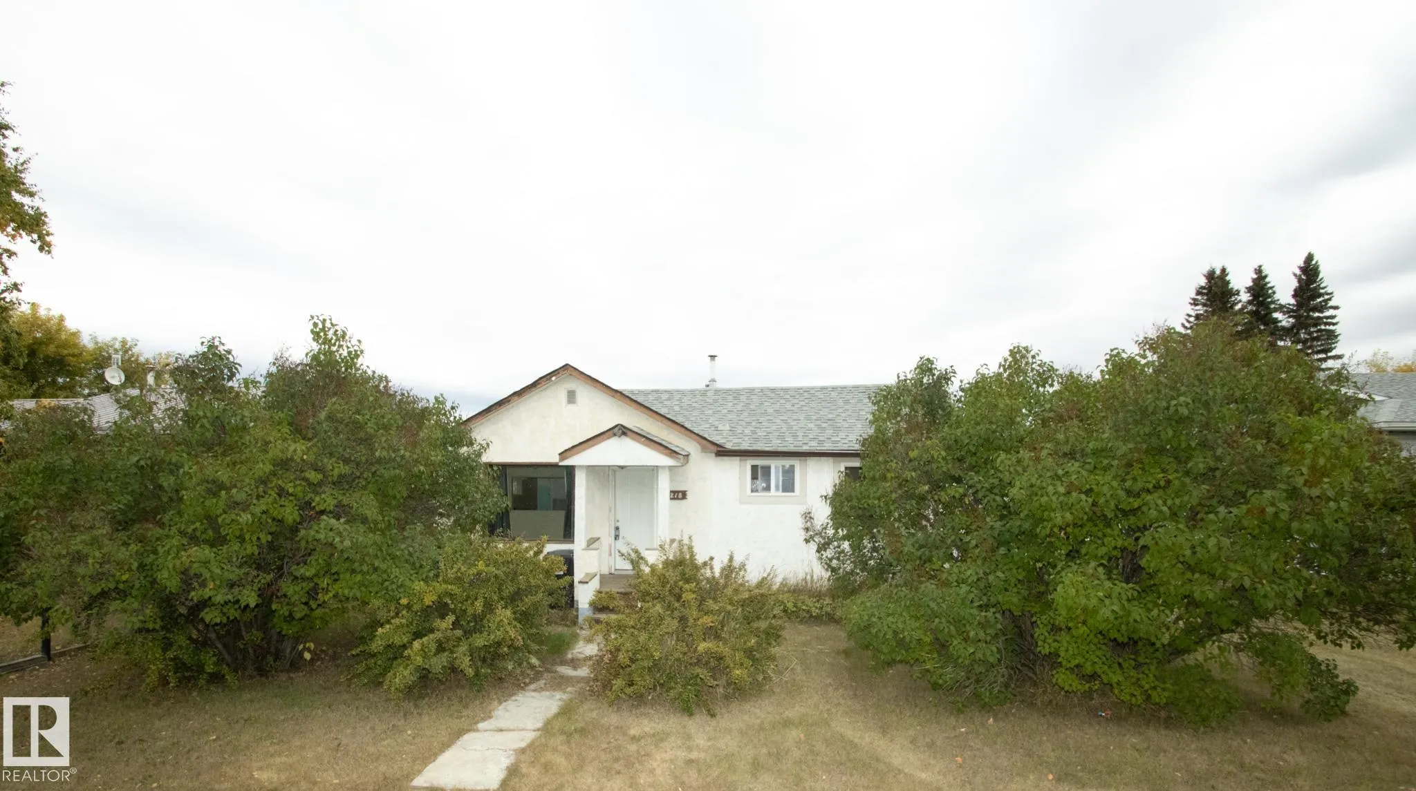 5218 52 Ave