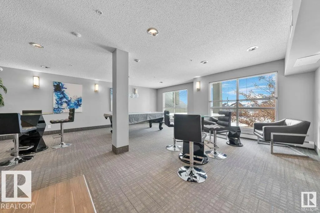 4008 SAVARYN Drive