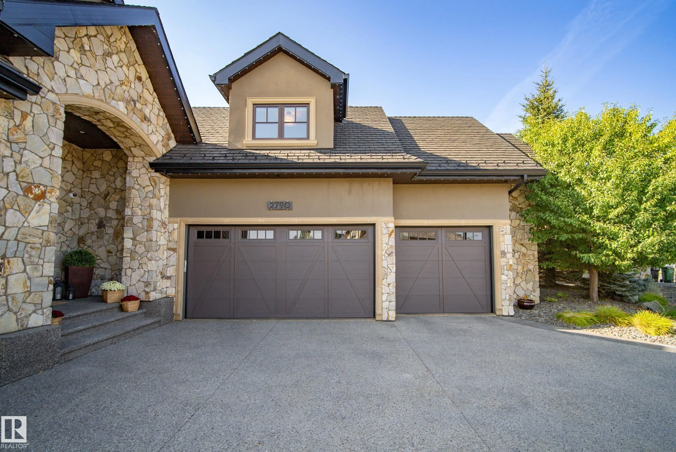 2790 WHEATON Drive