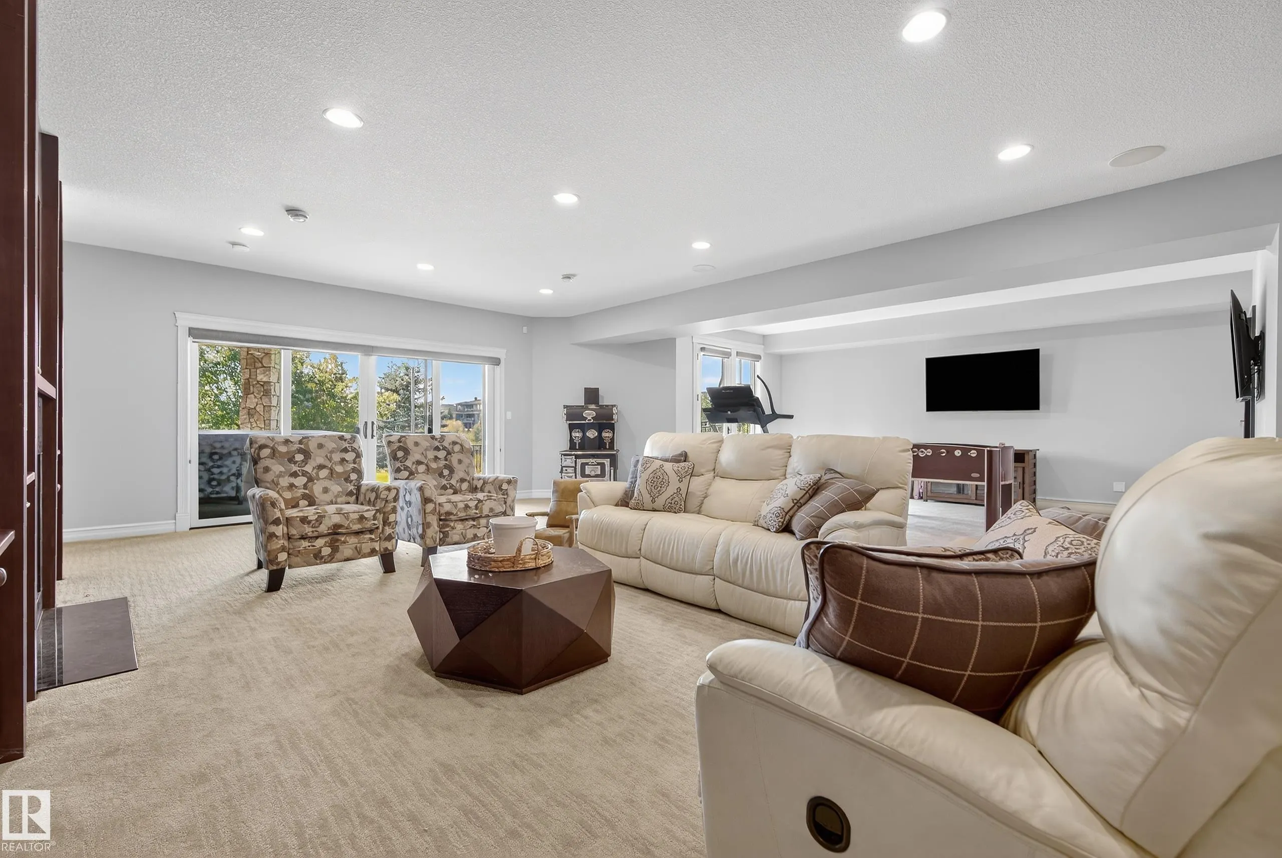 2790 WHEATON Drive