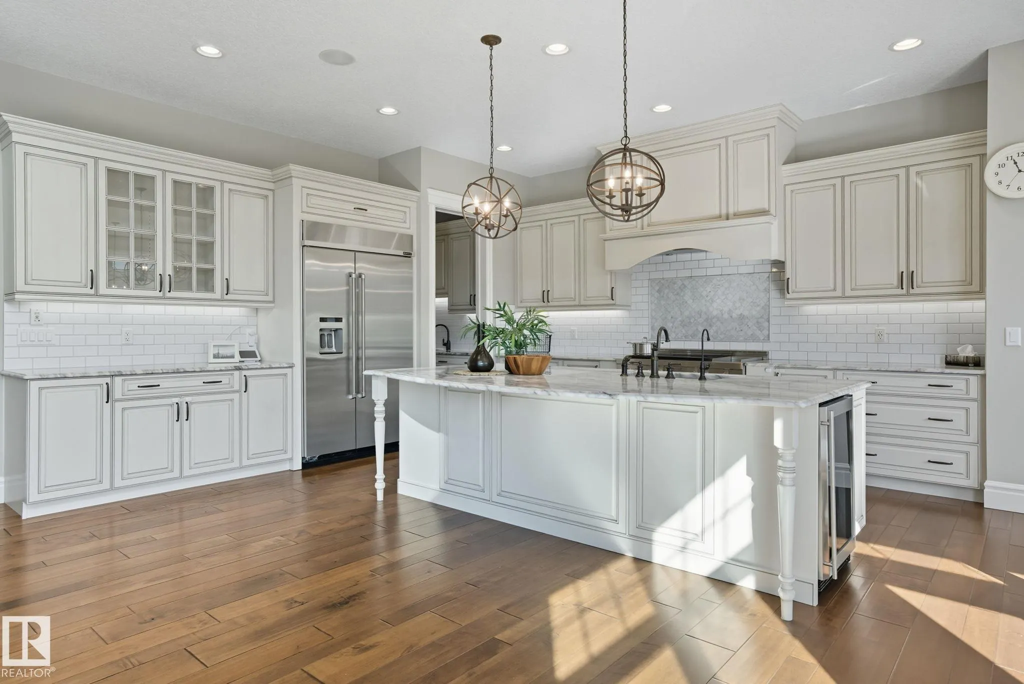 3545 WATSON Point(e)