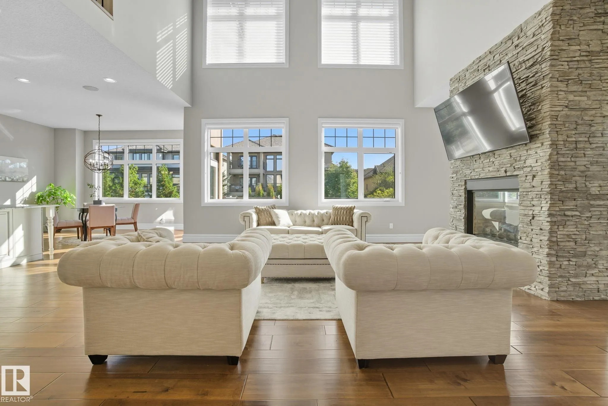 3545 WATSON Point(e)