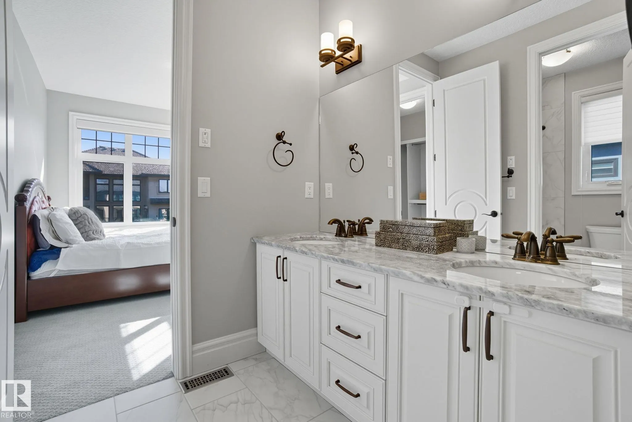 3545 WATSON Point(e)