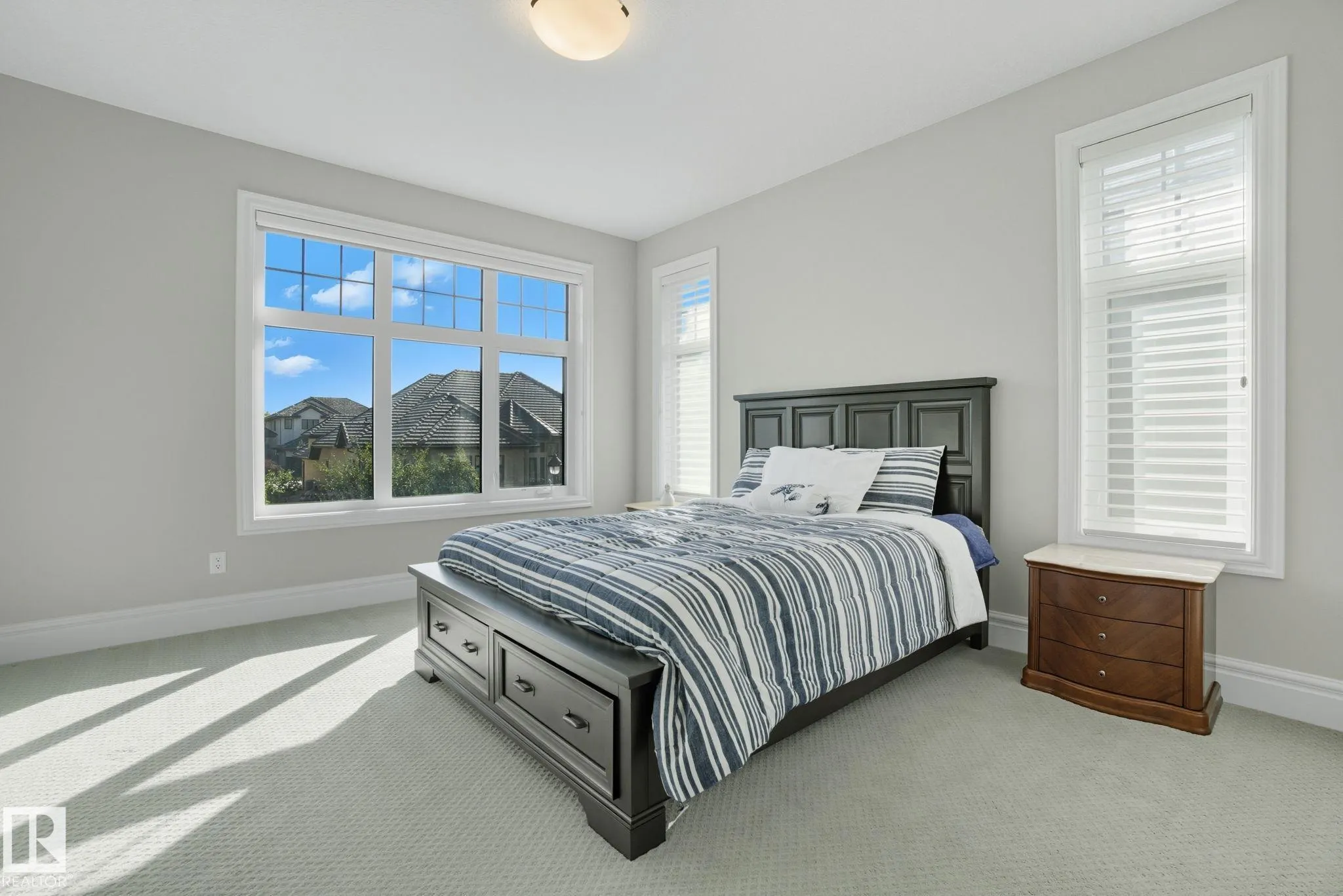 3545 WATSON Point(e)