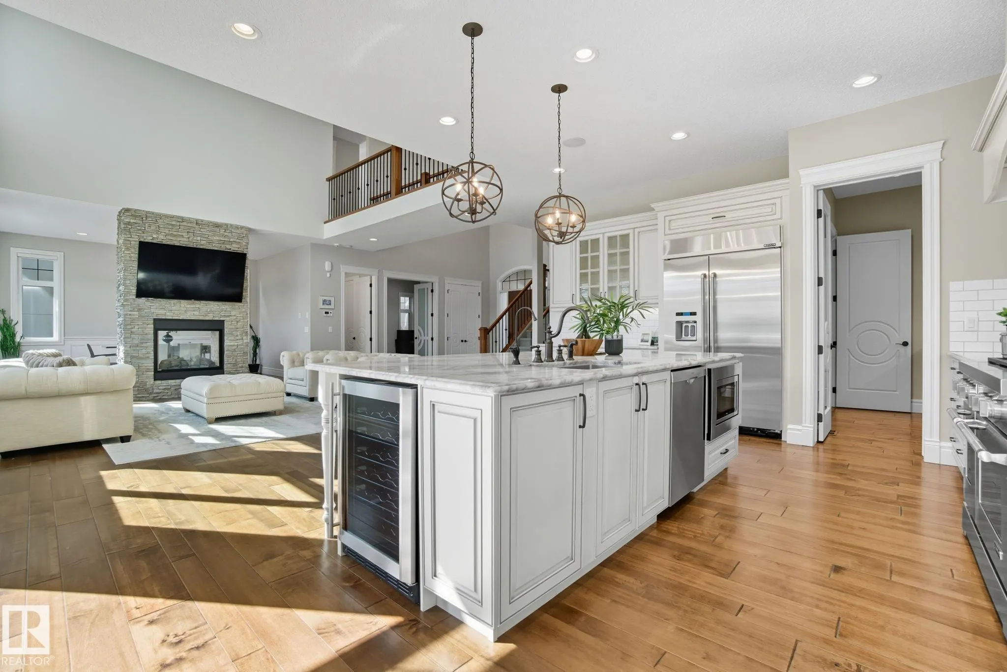 3545 WATSON Point(e)