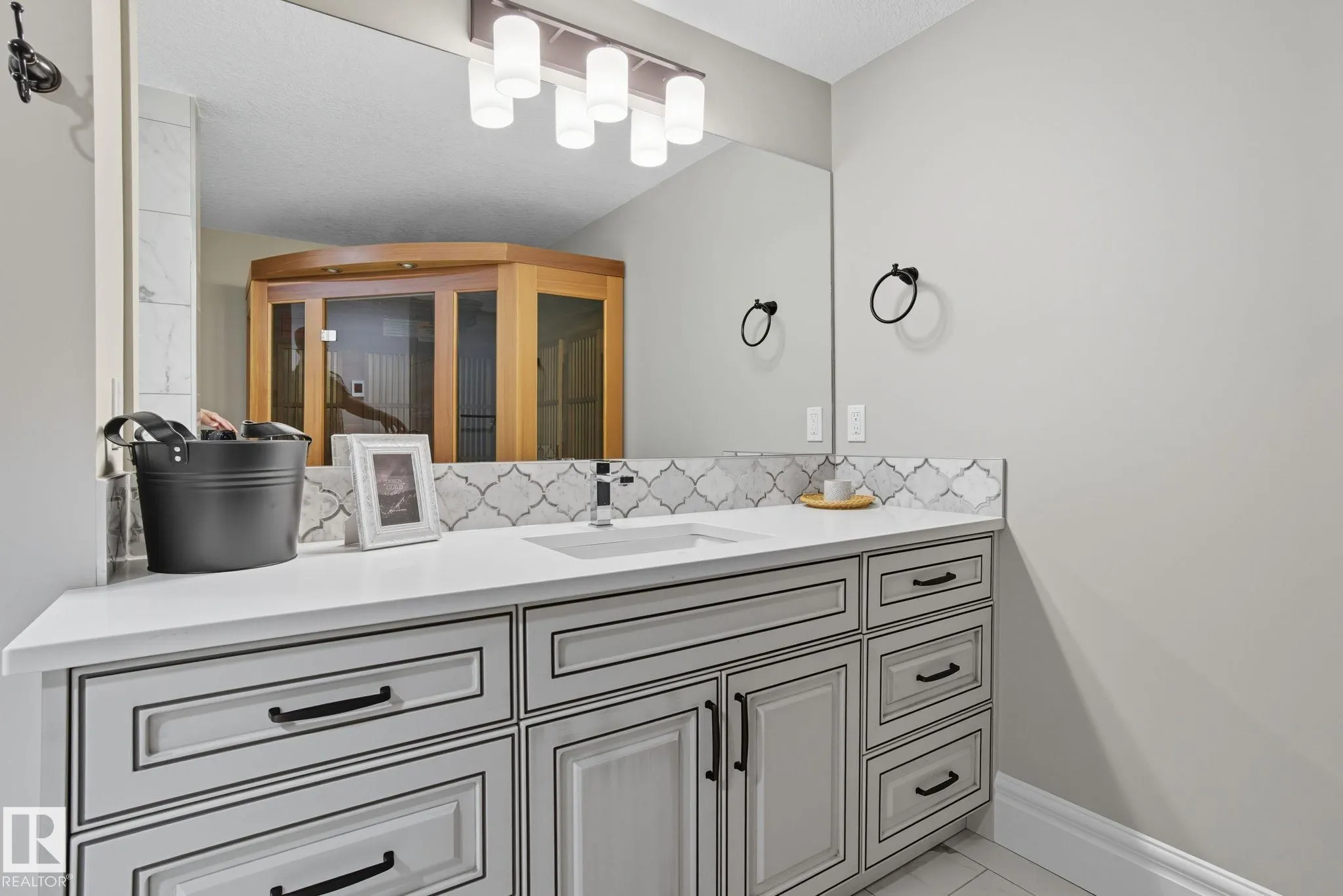 3545 WATSON Point(e)