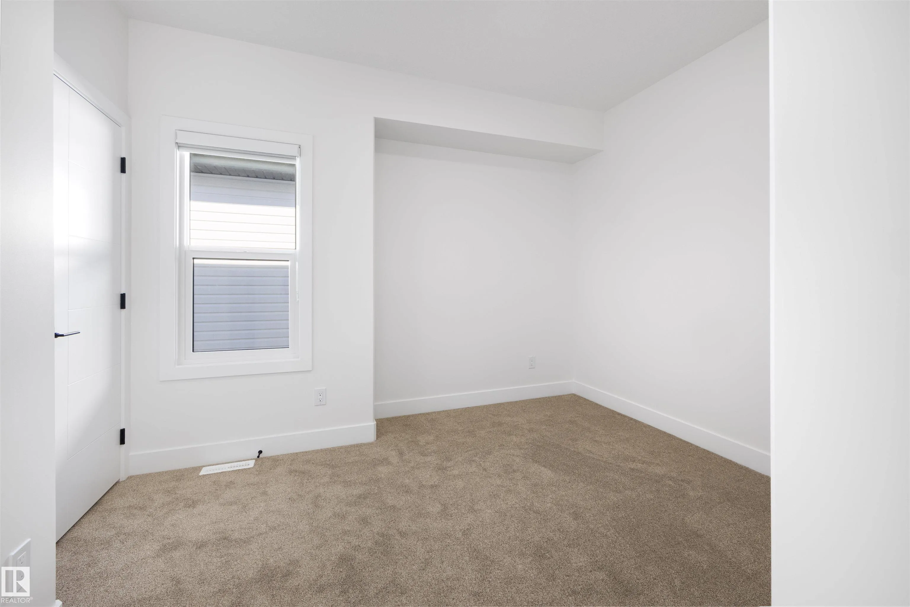10711 52 Street
