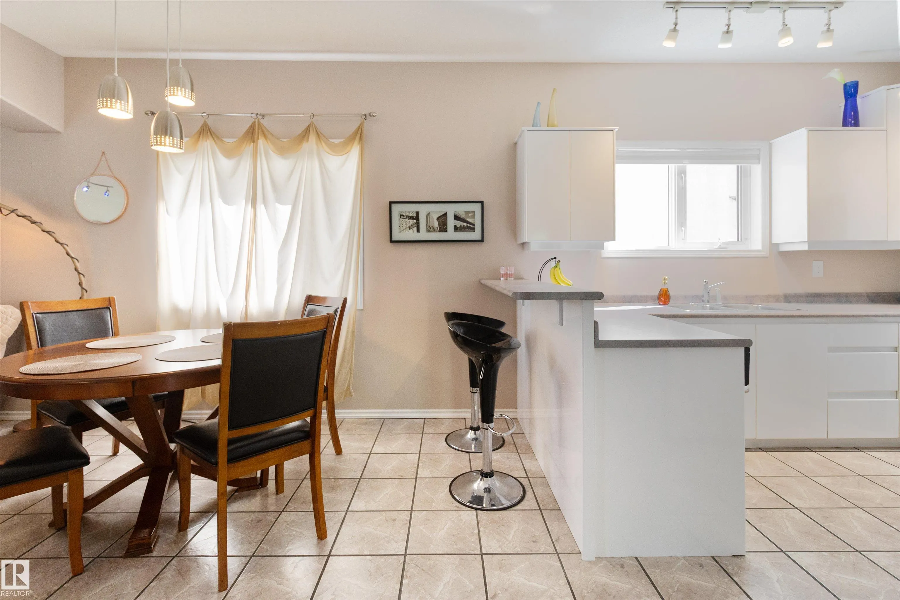 133 KULAWY Drive