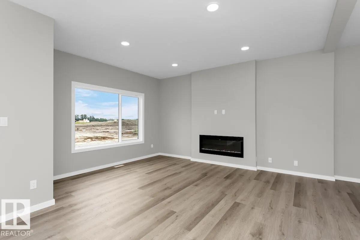 2367 EGRET Way