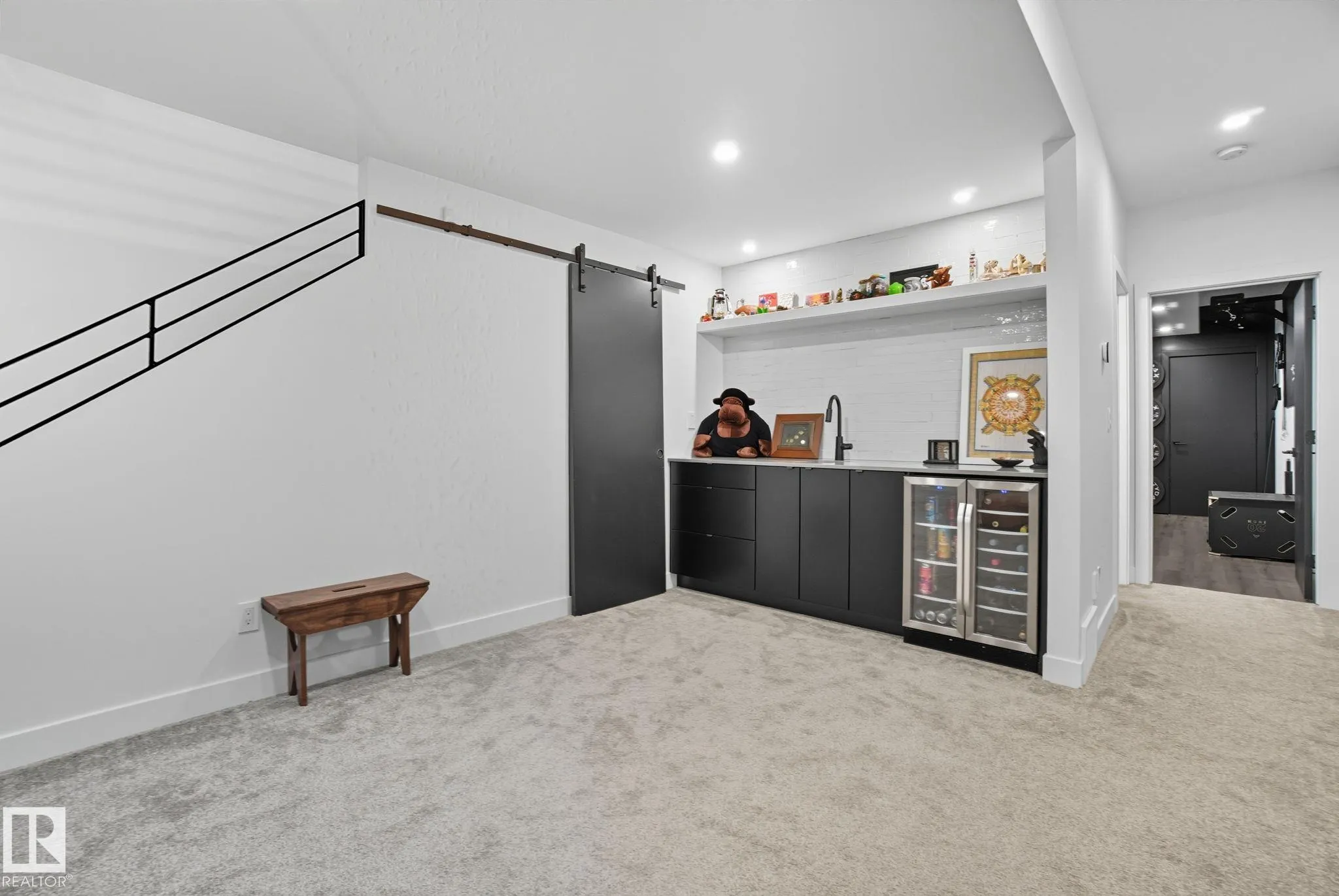 10140 90 Street