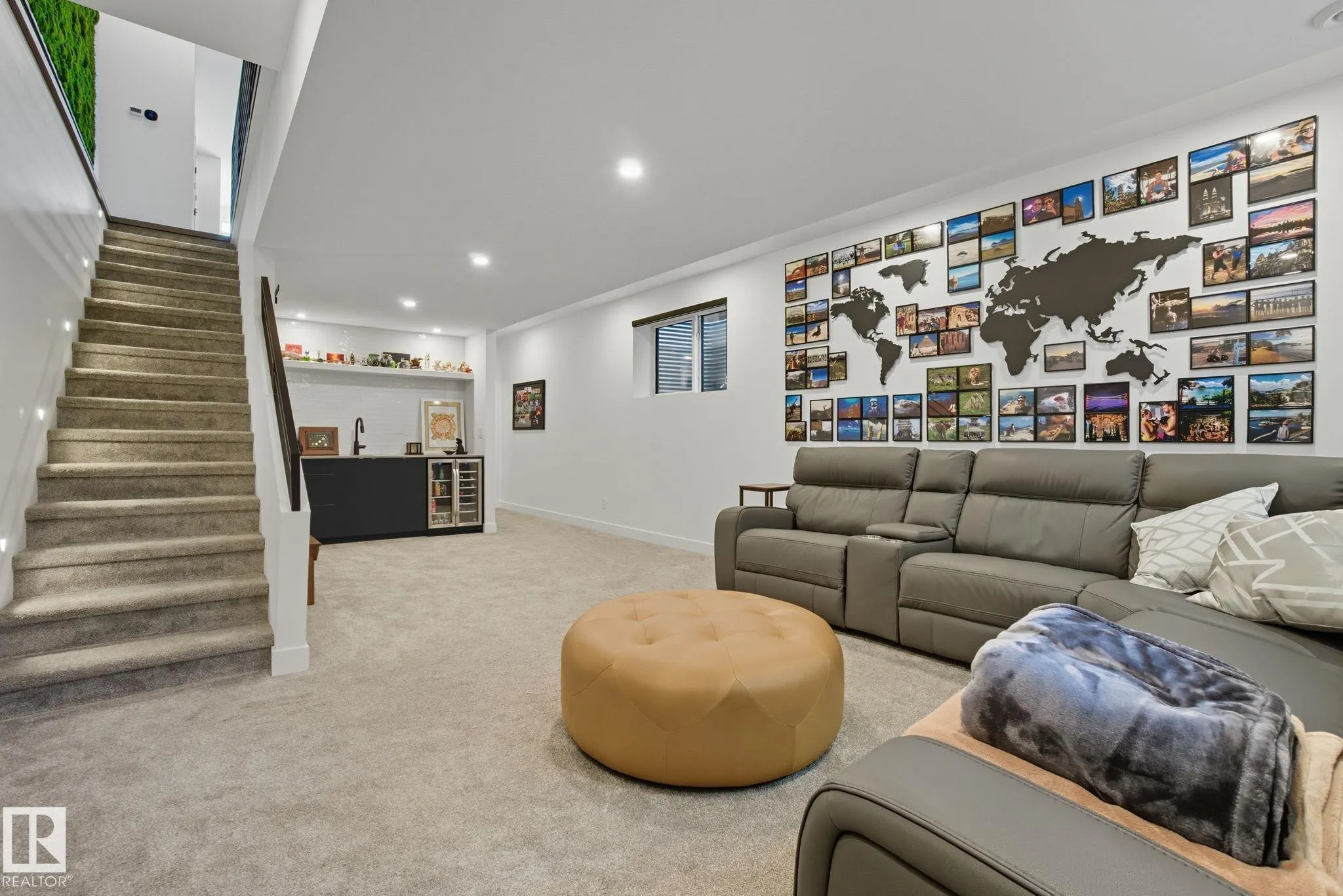 10140 90 Street