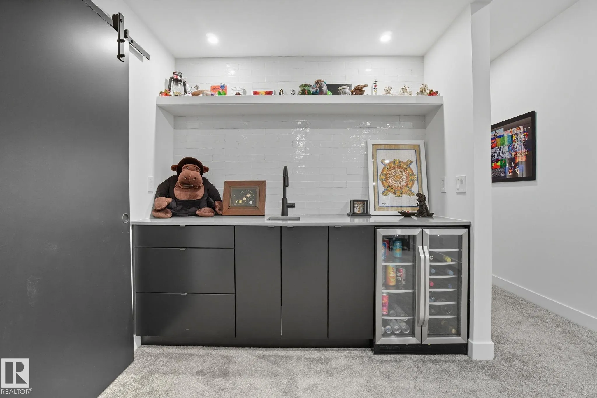 10140 90 Street