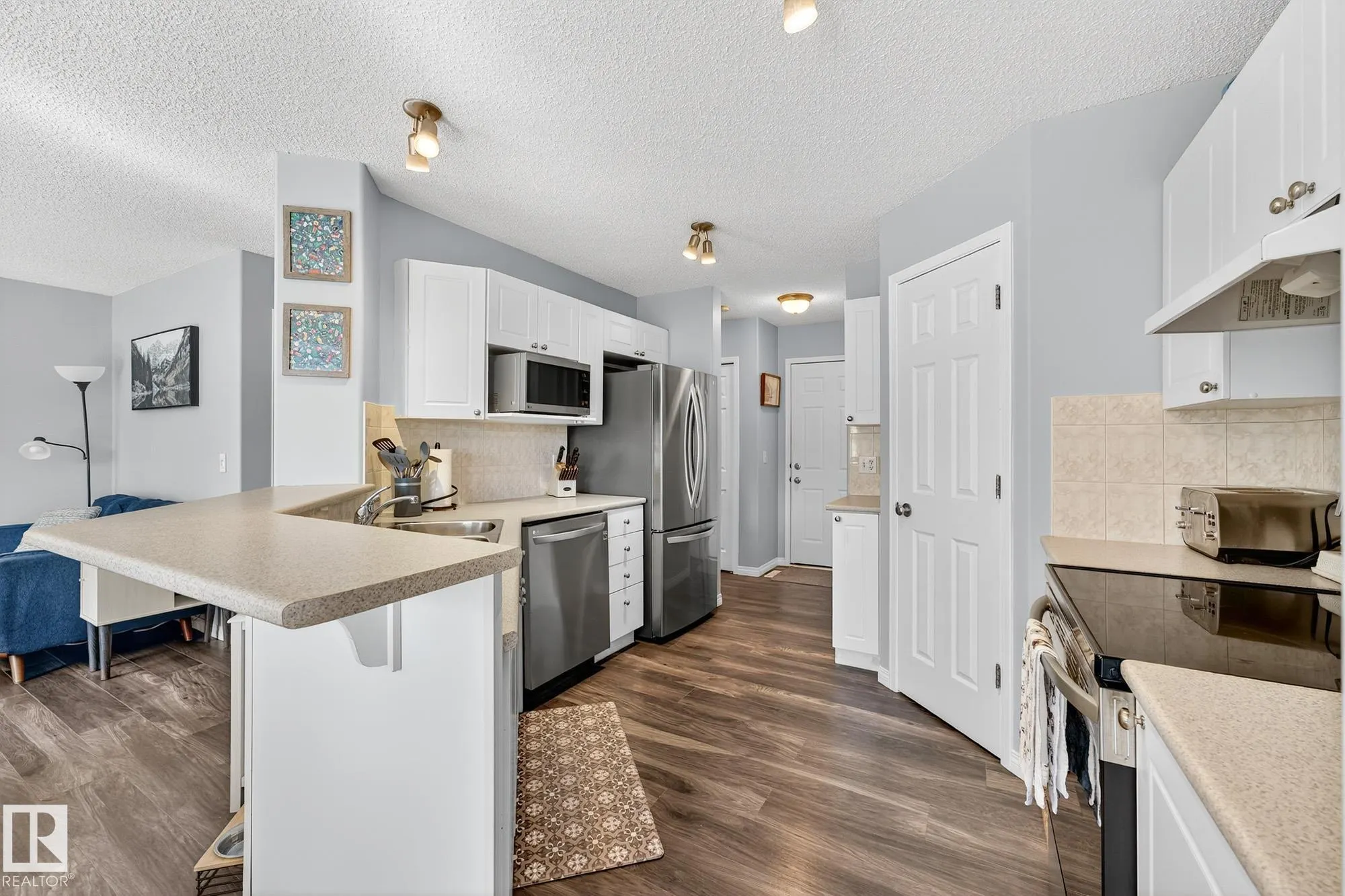 155 CROCUS Crescent