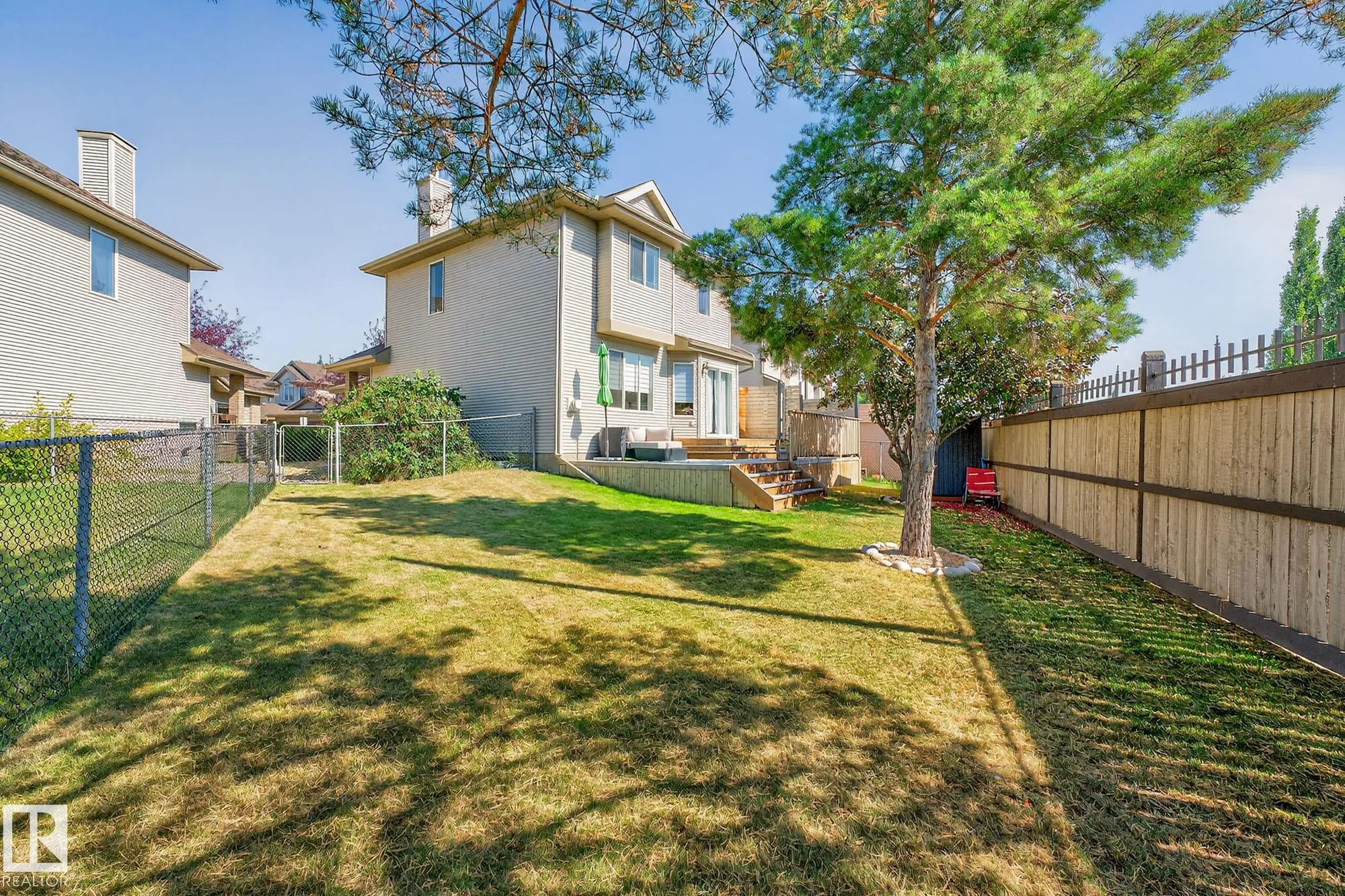 155 CROCUS Crescent