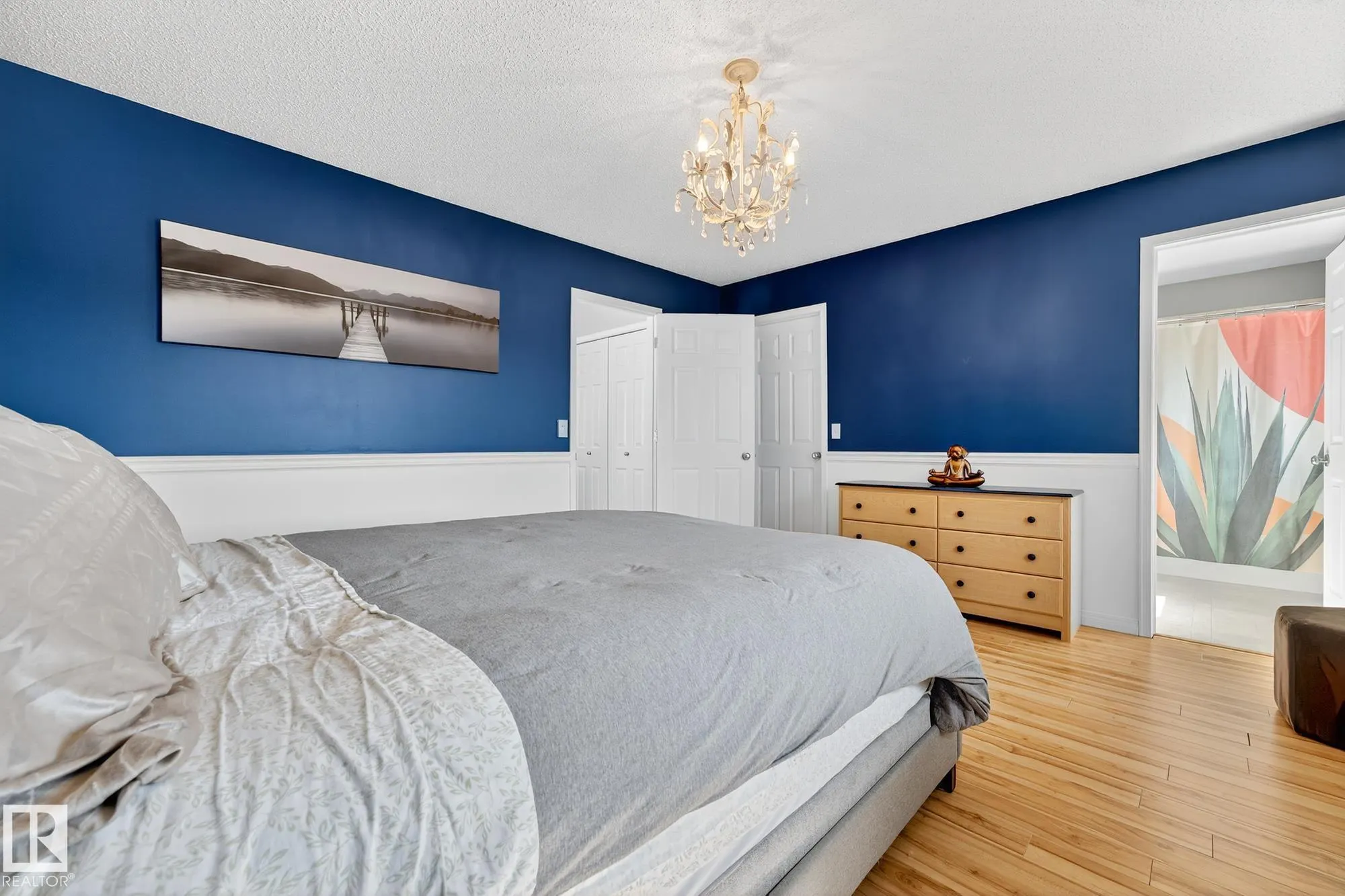 155 CROCUS Crescent