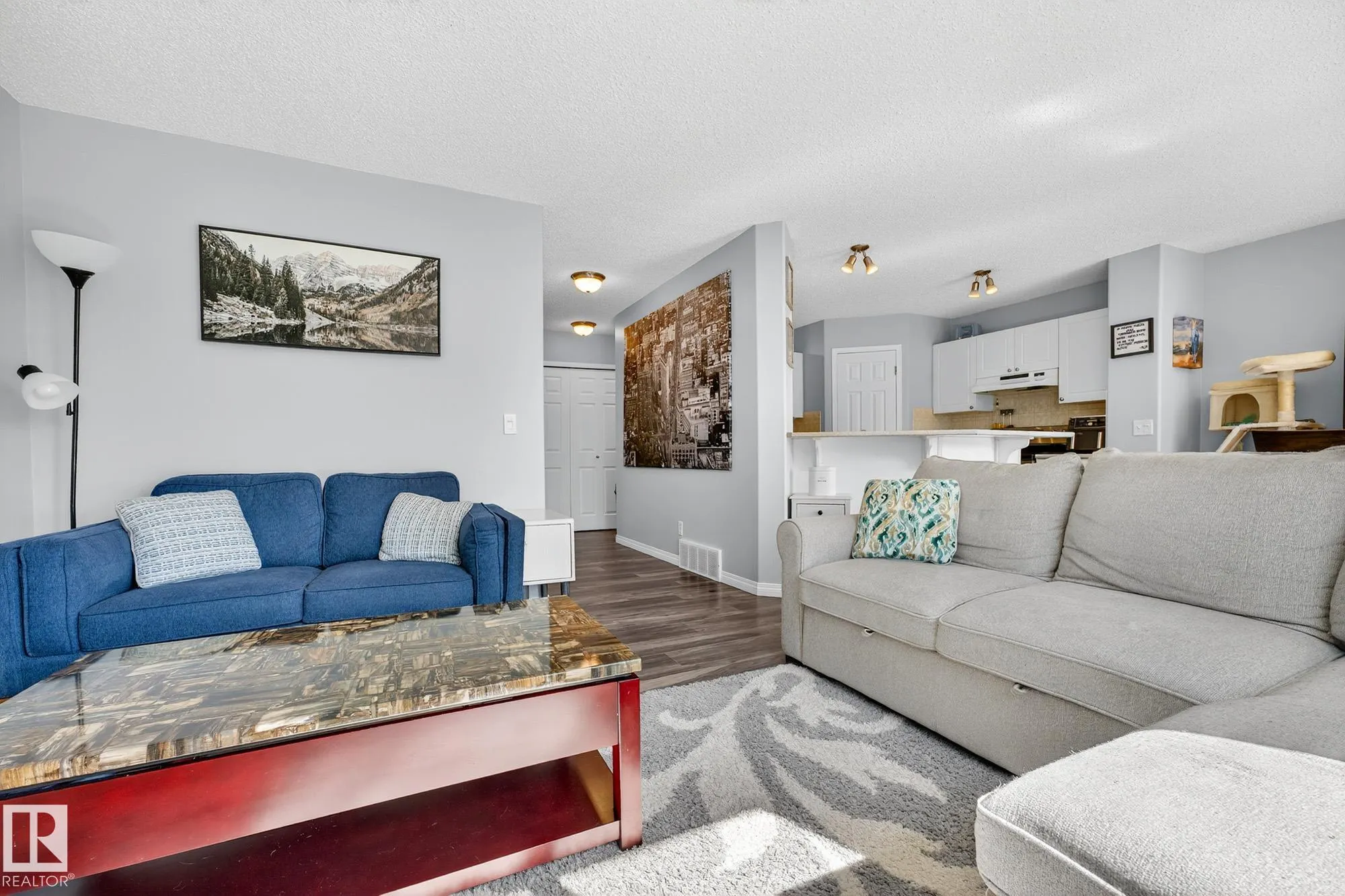 155 CROCUS Crescent