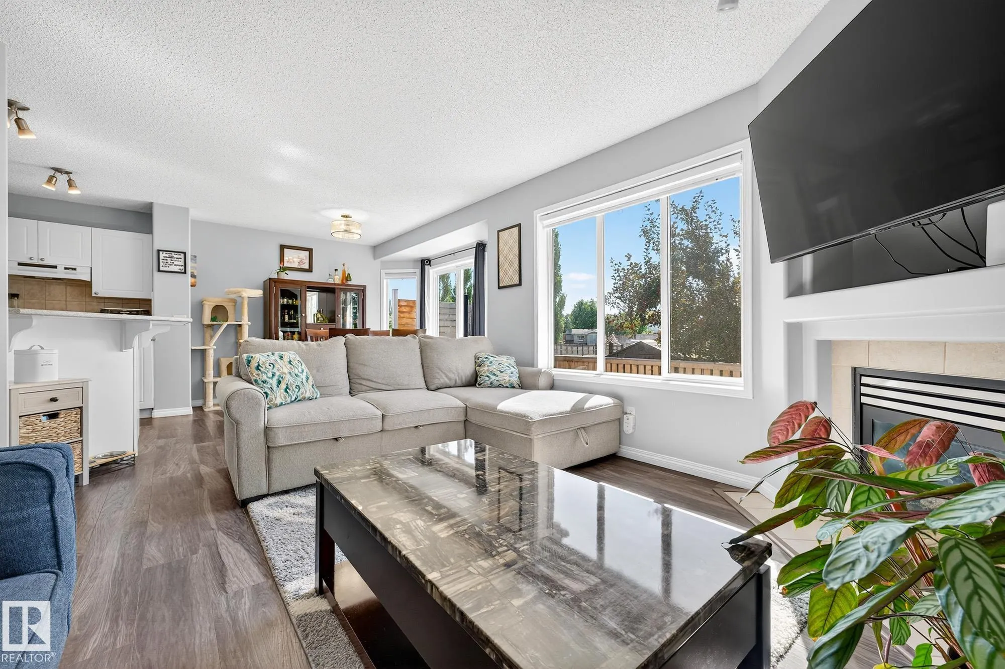 155 CROCUS Crescent
