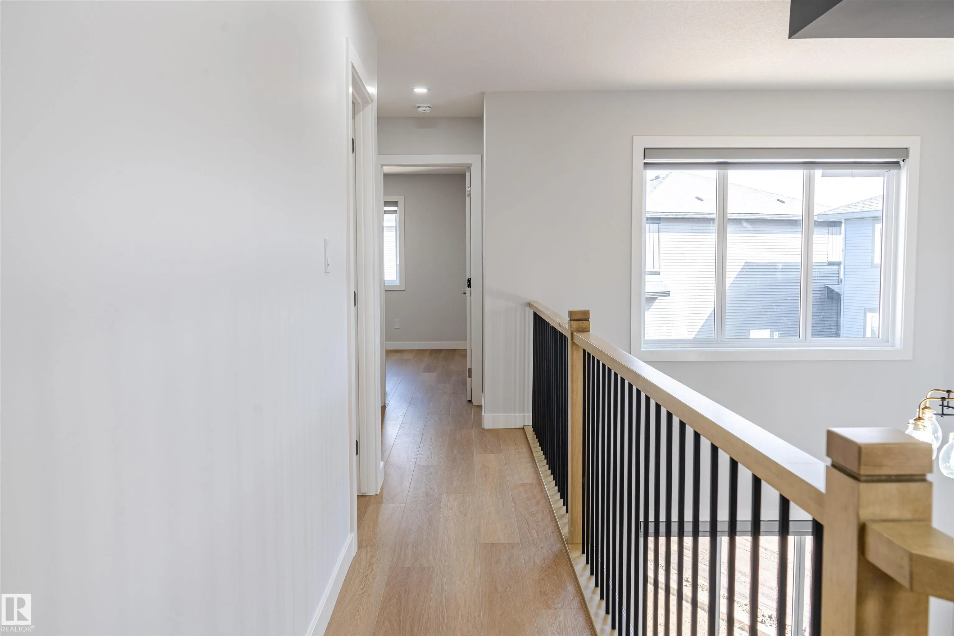 24 NORWYCK WAY