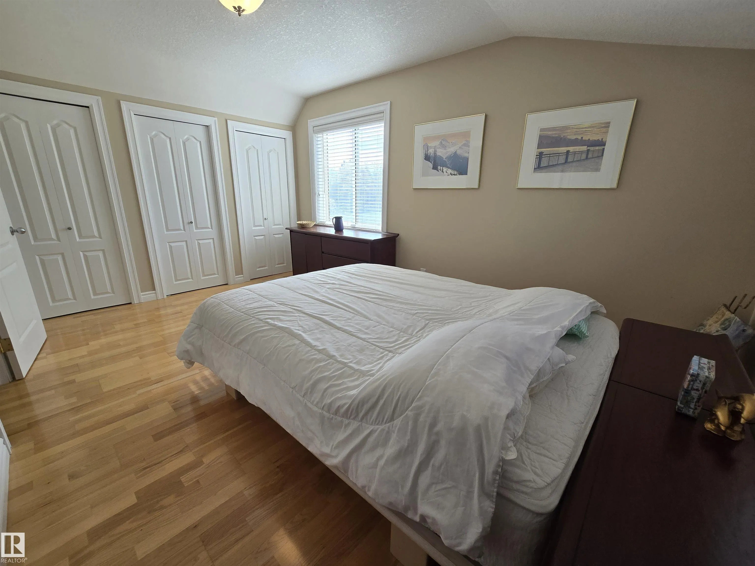 13207 109 Avenue