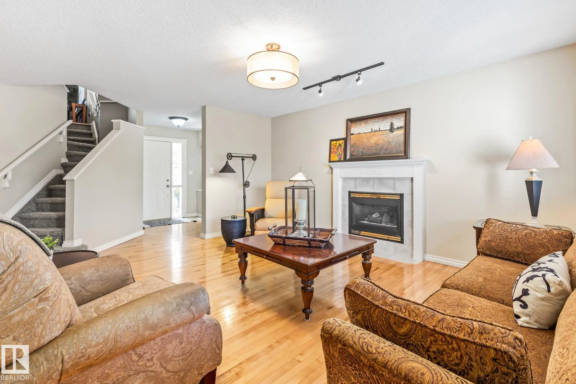 36 DAULTON Crescent
