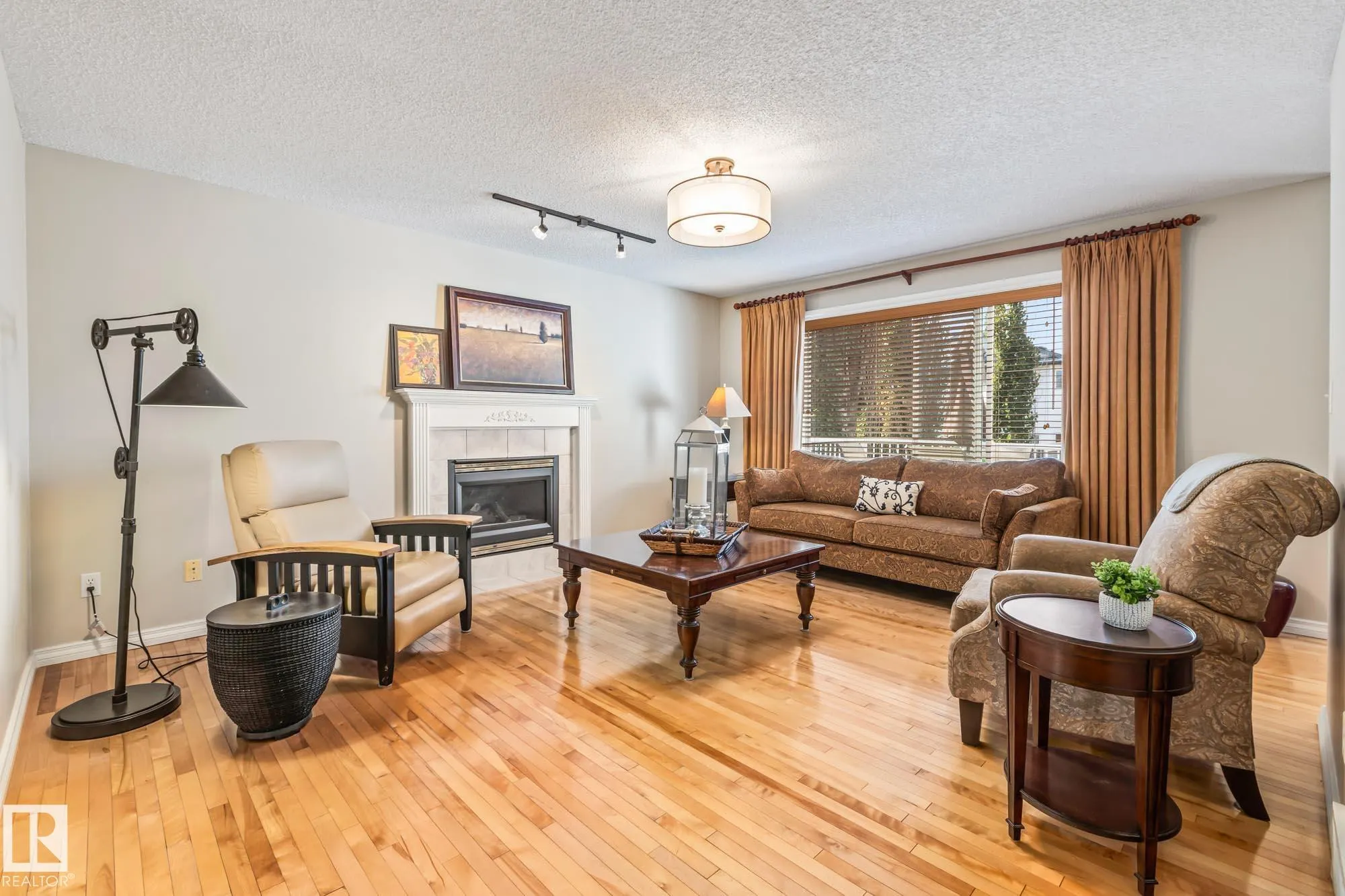 36 DAULTON Crescent