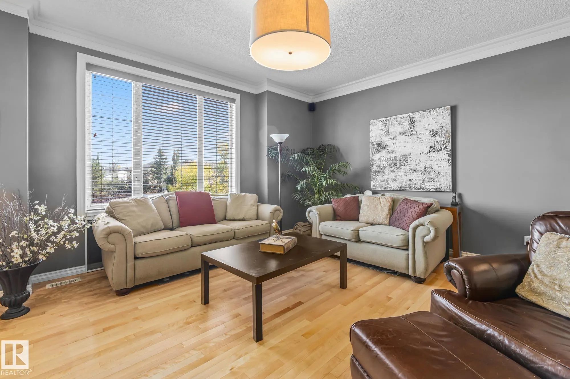 36 DAULTON Crescent